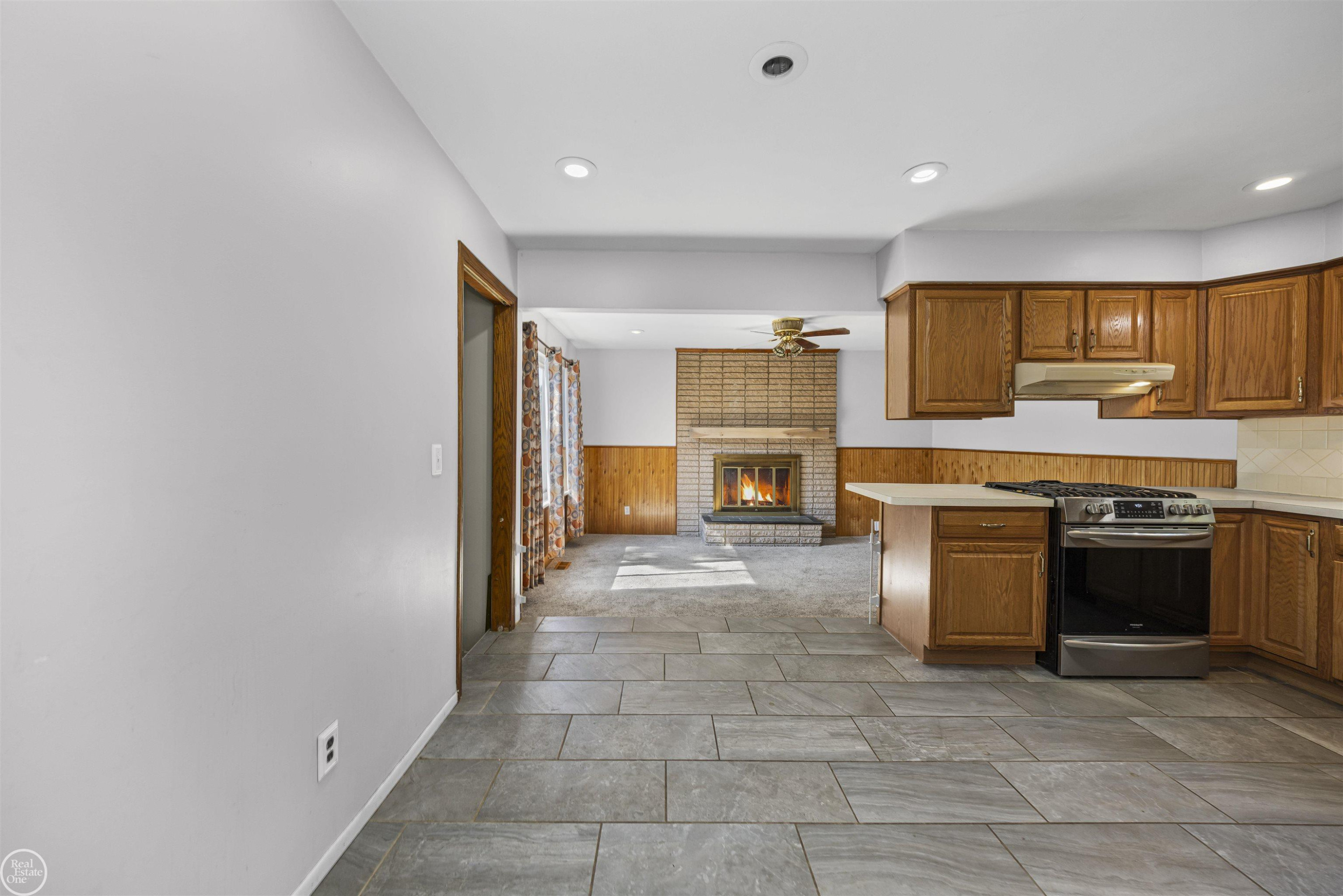 50196 Stonecrest Court, Chesterfield, MI 48047 — Photo 16