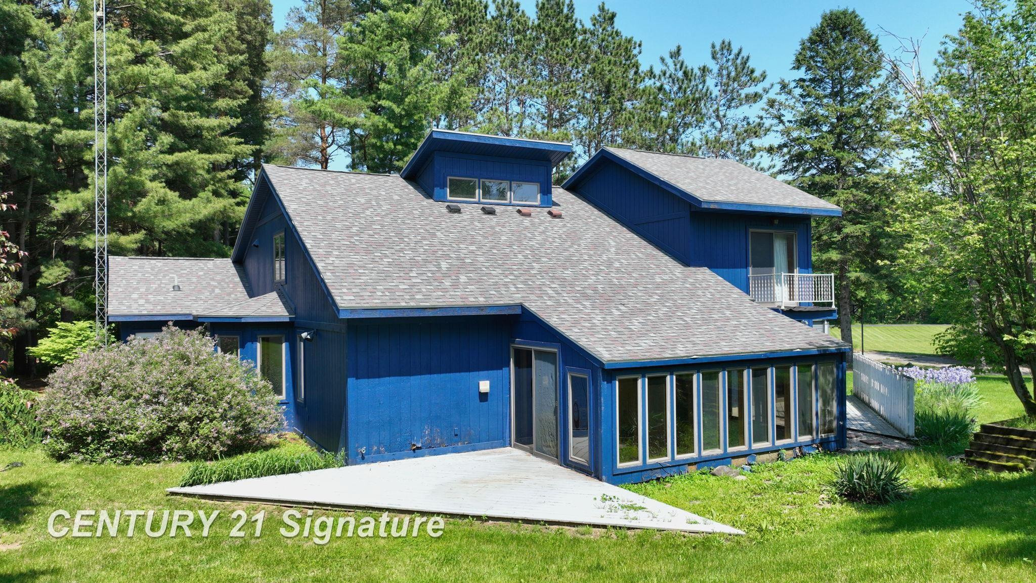 160 Wire Line Road, Caro, MI 48723 — front exterior