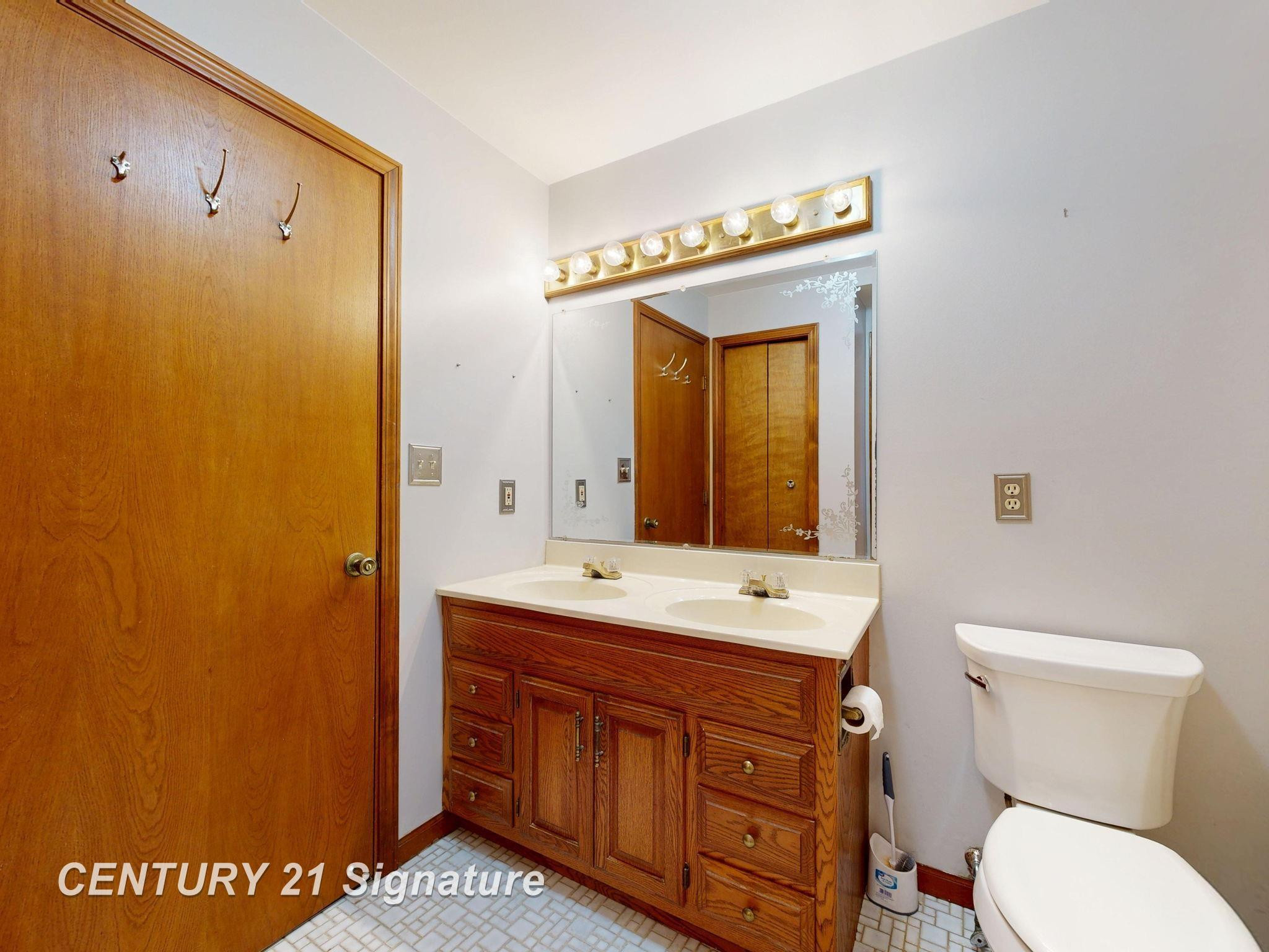 160 Wire Line Road, Caro, MI 48723 — Photo 32