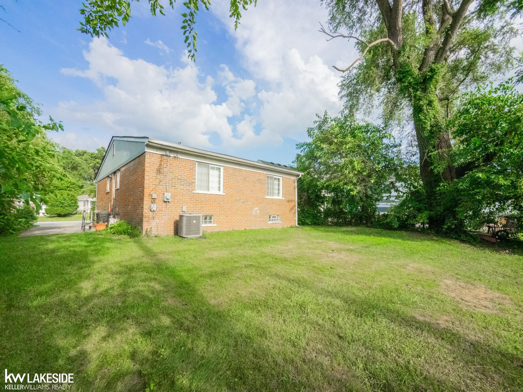 21421 Westview Avenue, Ferndale, MI 48220 — Photo 24