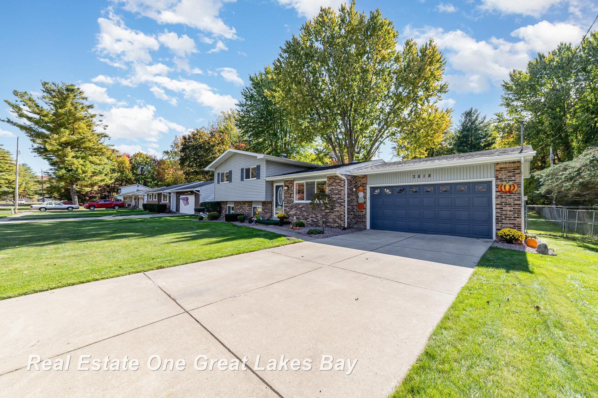 3818 Jim Drive, Bridgeport, MI 48722 — Photo 2