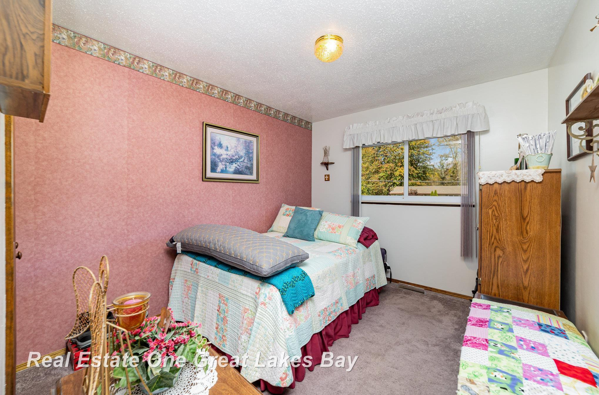 3818 Jim Drive, Bridgeport, MI 48722 — Photo 10