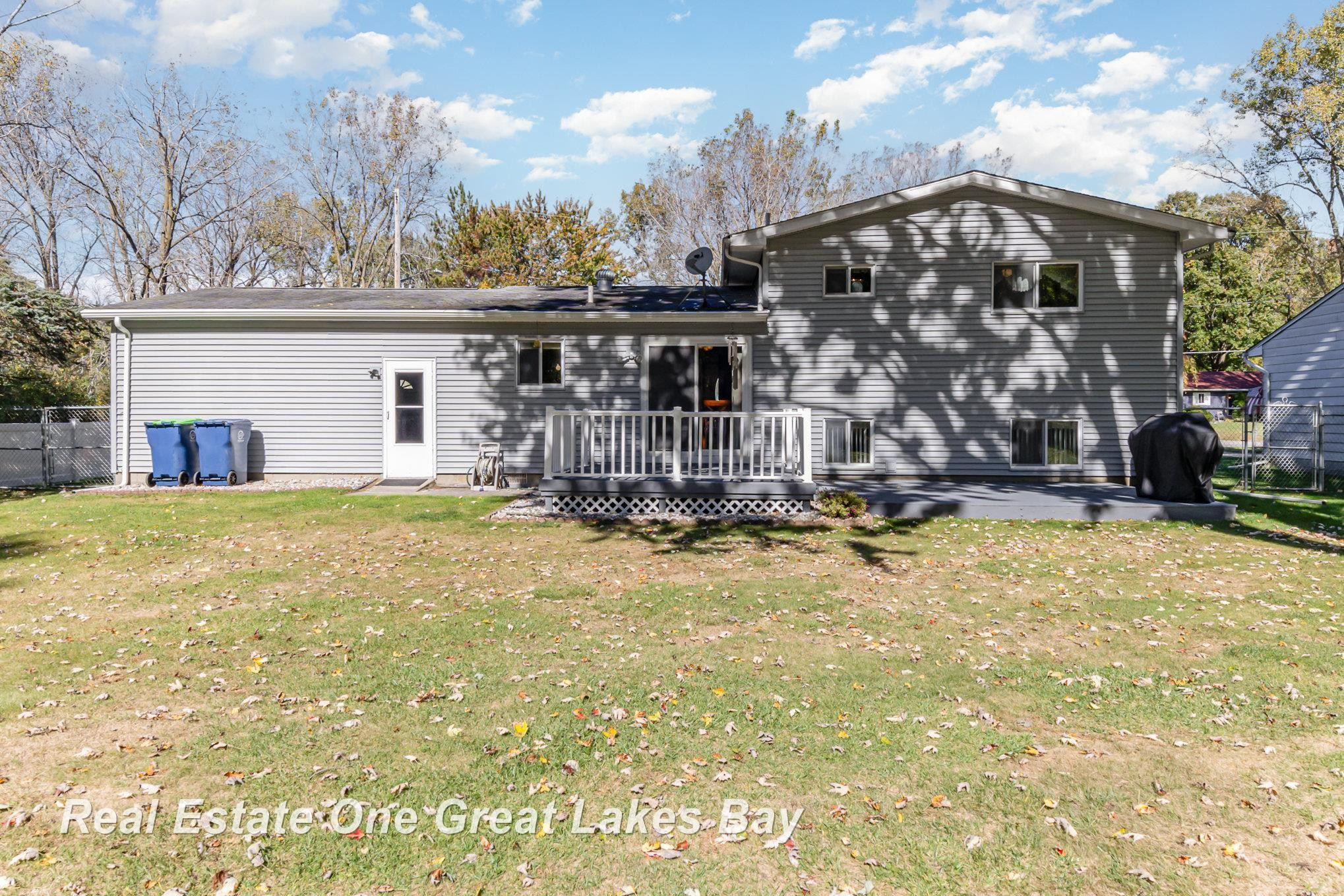 3818 Jim Drive, Bridgeport, MI 48722 — Photo 23