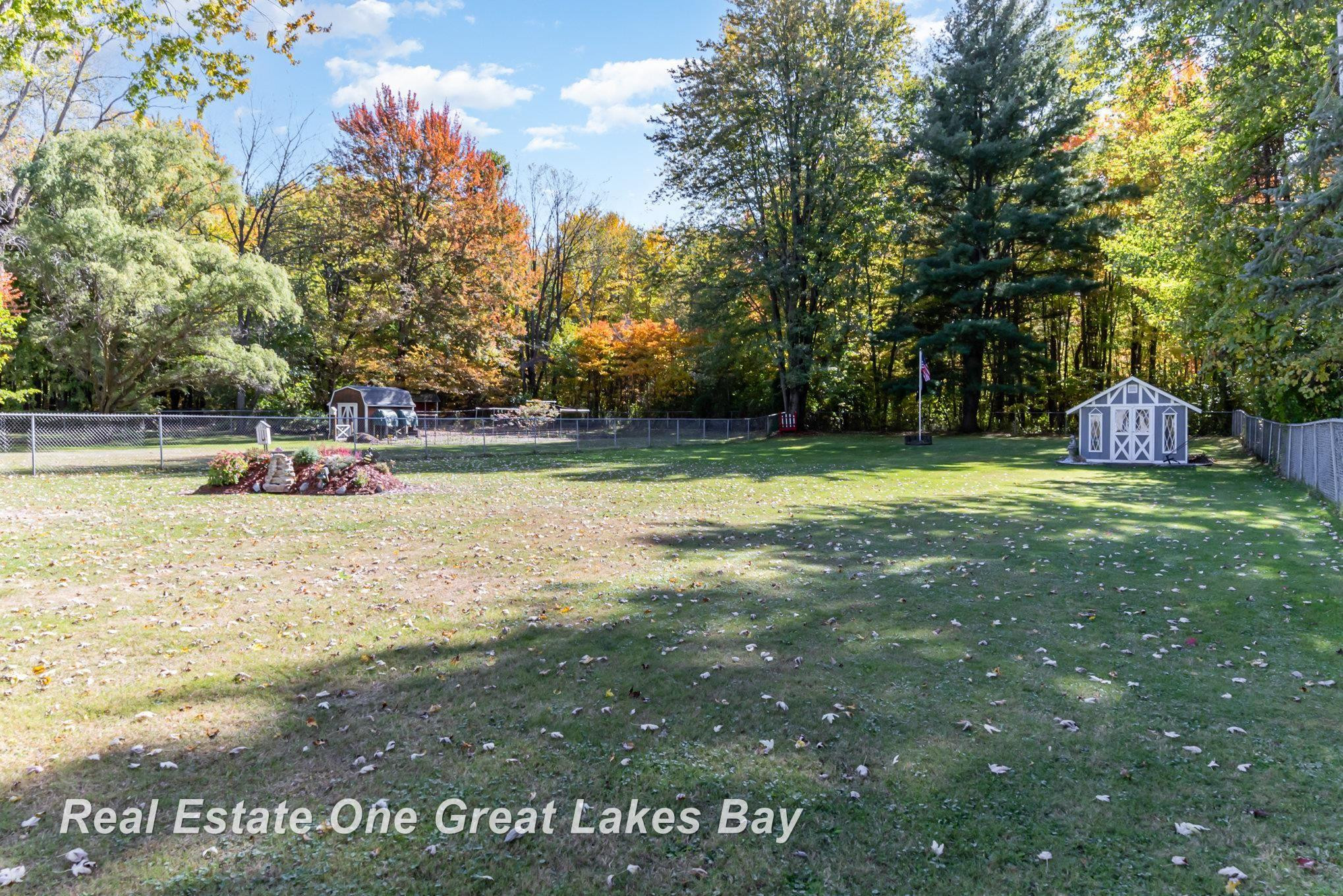 3818 Jim Drive, Bridgeport, MI 48722 — Photo 24