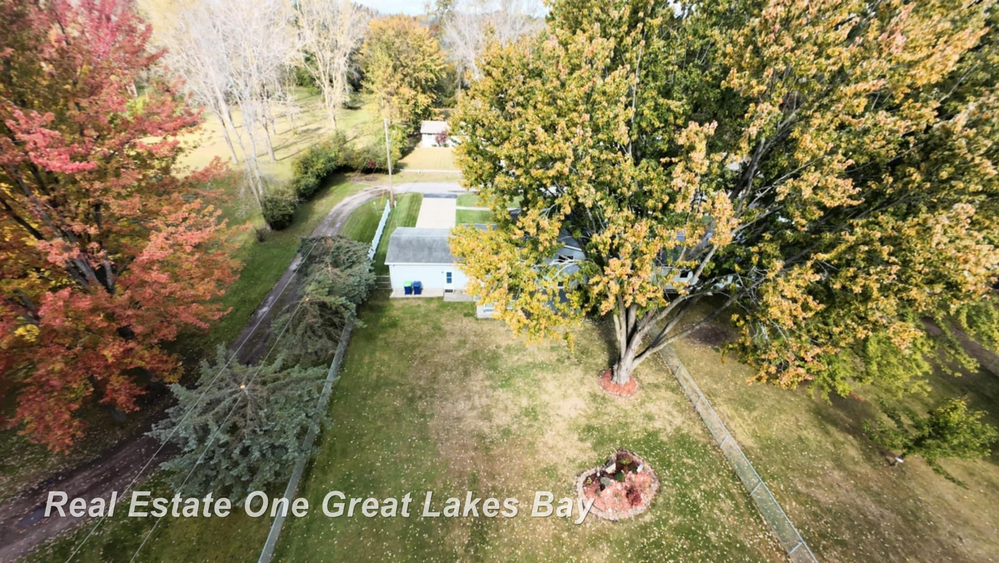 3818 Jim Drive, Bridgeport, MI 48722 — Photo 31