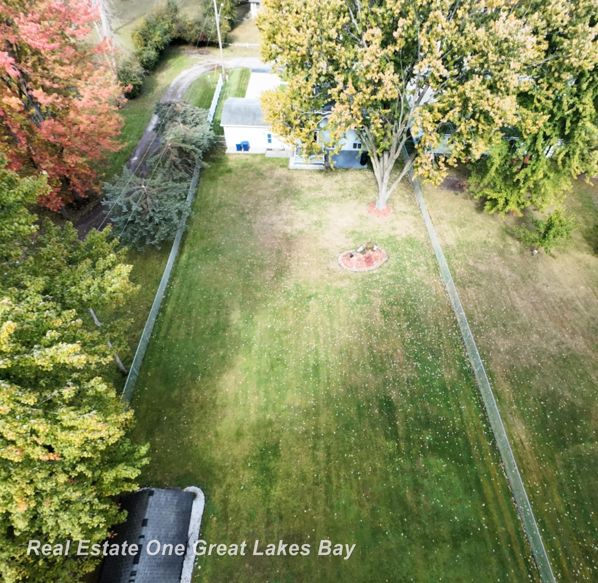 3818 Jim Drive, Bridgeport, MI 48722 — Photo 32