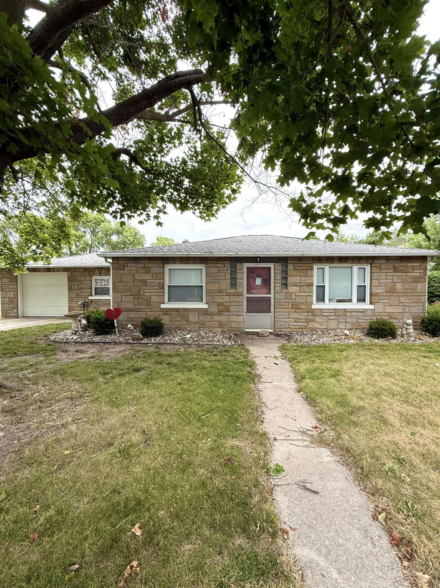 113 Auch Street, Sebewaing, MI 48759 — front exterior