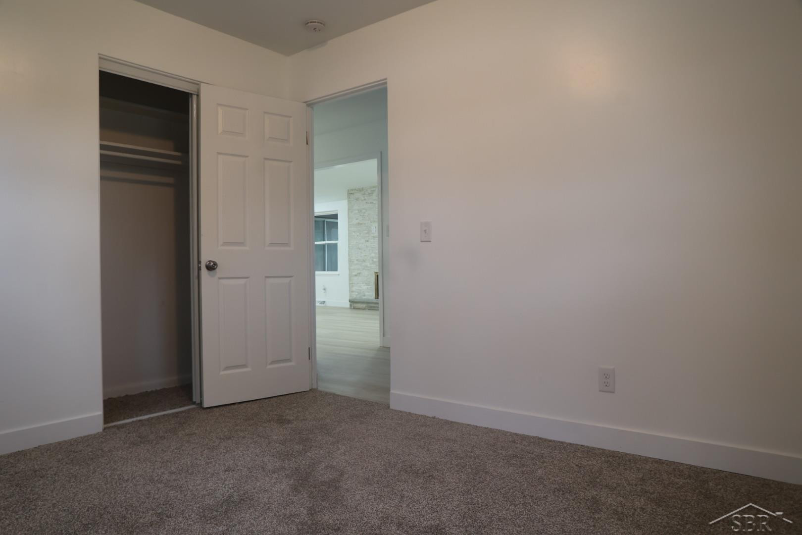 1932 S Outer Drive, Saginaw, MI 48601 — Photo 17