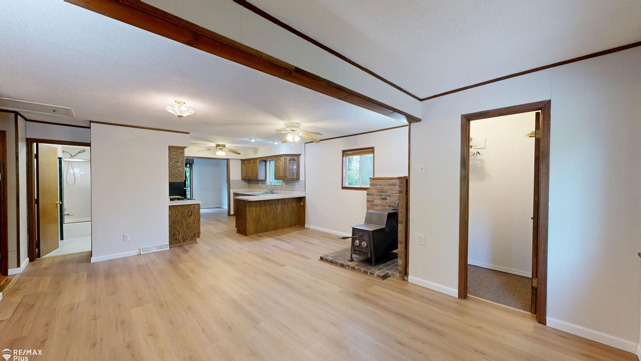 2047 Hickory Drive, Lapeer, MI 48446 — Photo 7