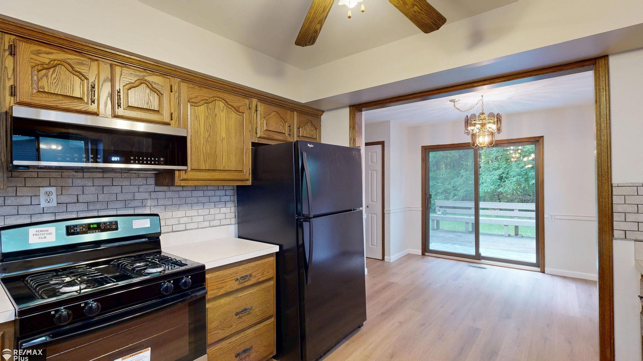 2047 Hickory Drive, Lapeer, MI 48446 — Photo 12