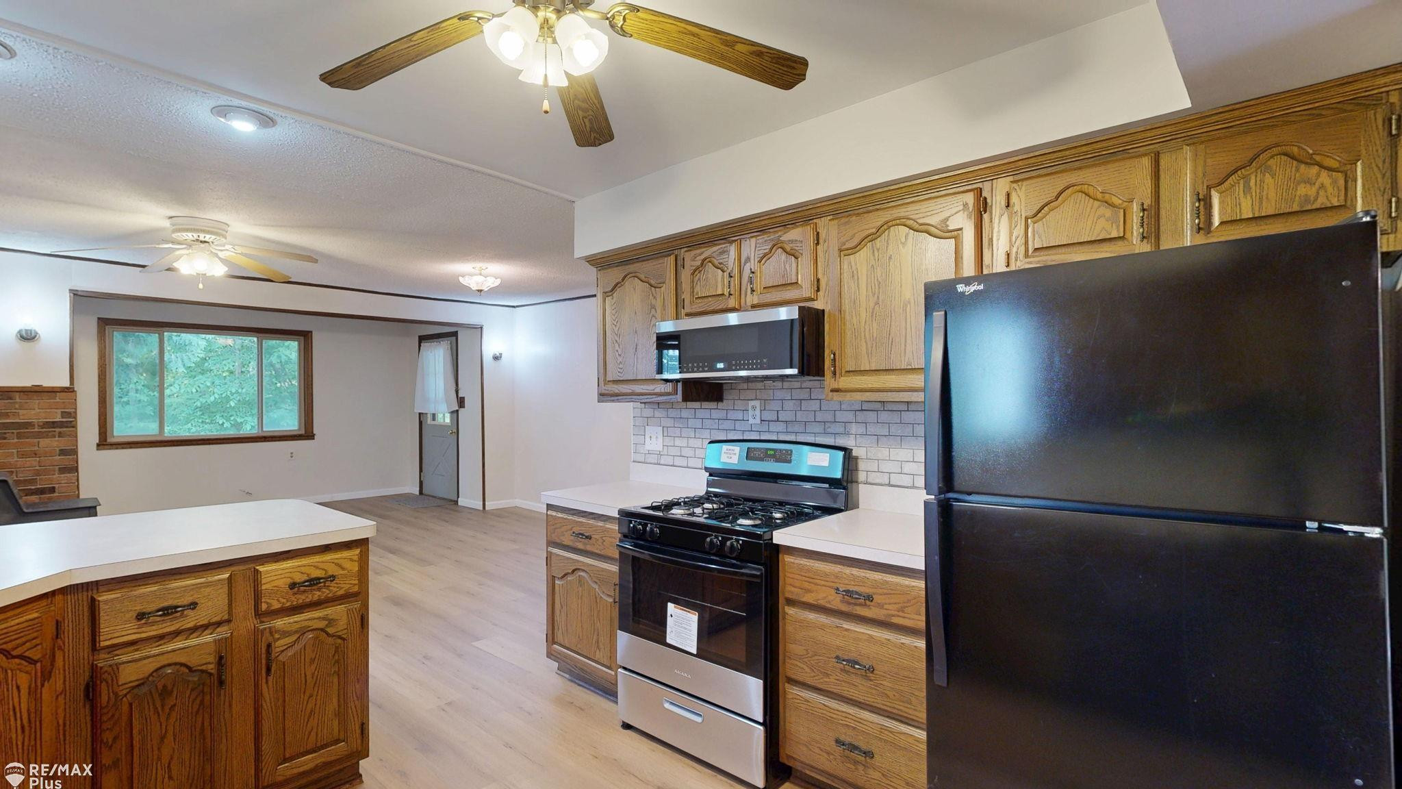 2047 Hickory Drive, Lapeer, MI 48446 — Photo 15