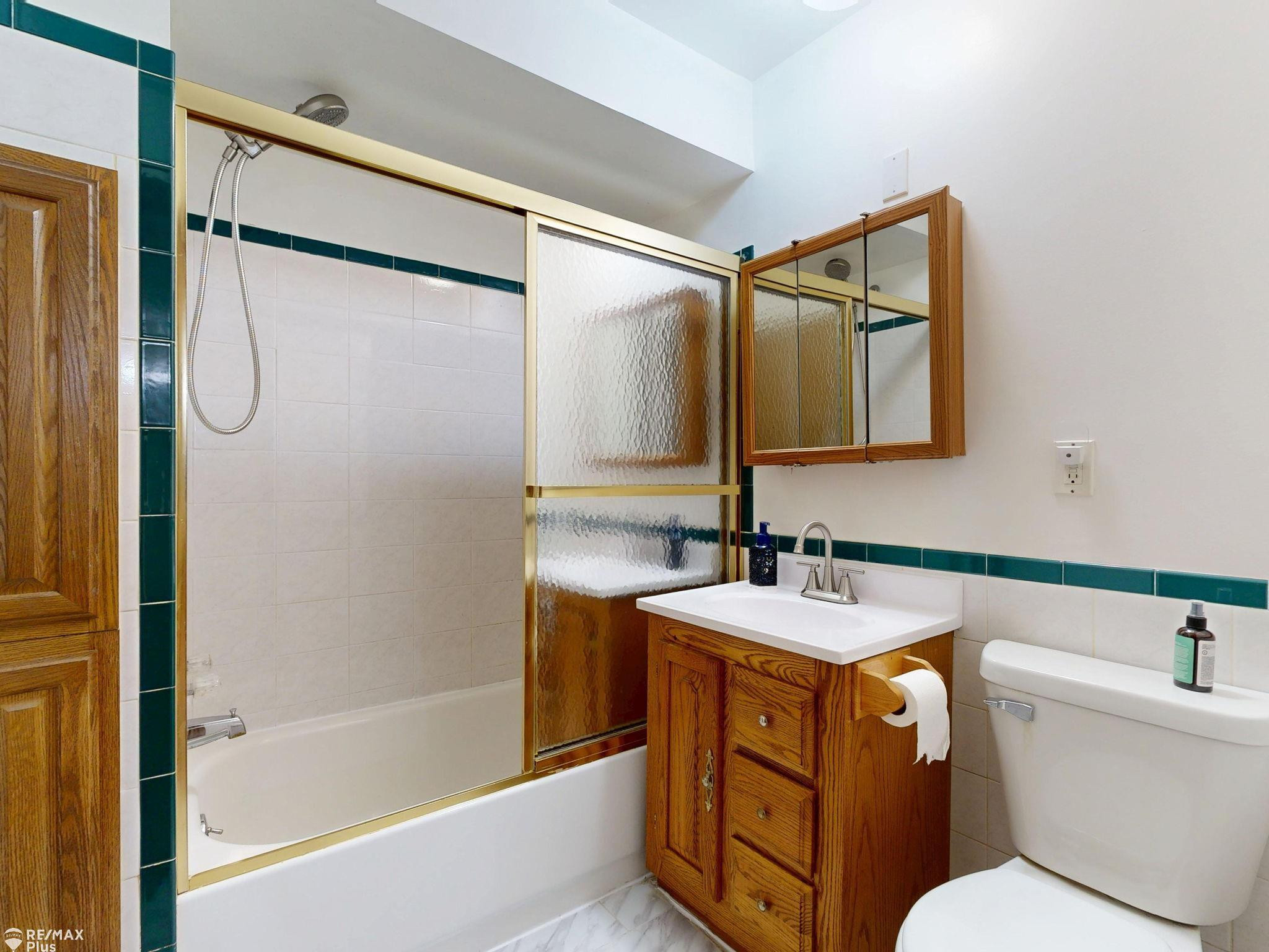 2047 Hickory Drive, Lapeer, MI 48446 — Photo 32