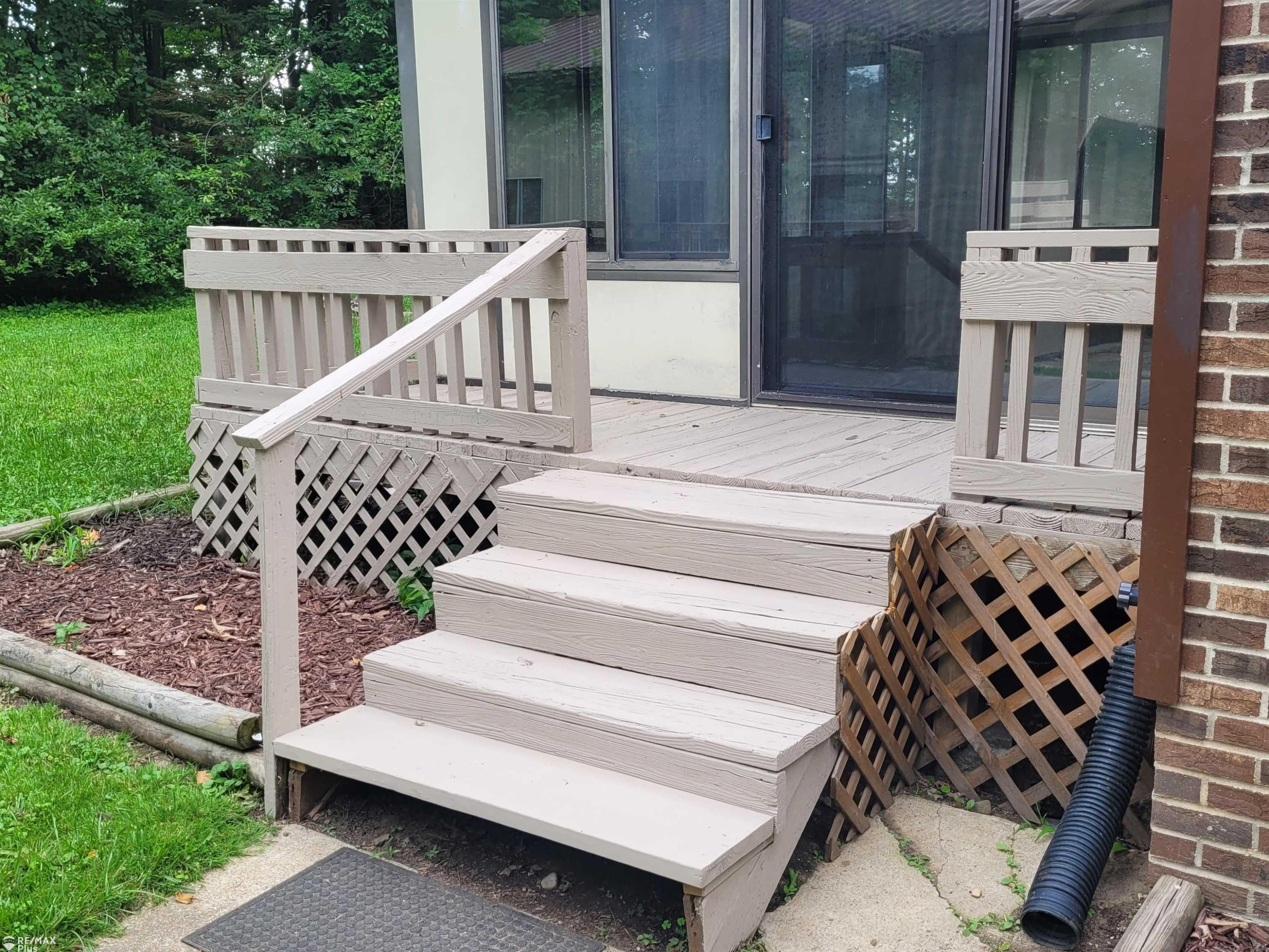 2047 Hickory Drive, Lapeer, MI 48446 — Photo 41