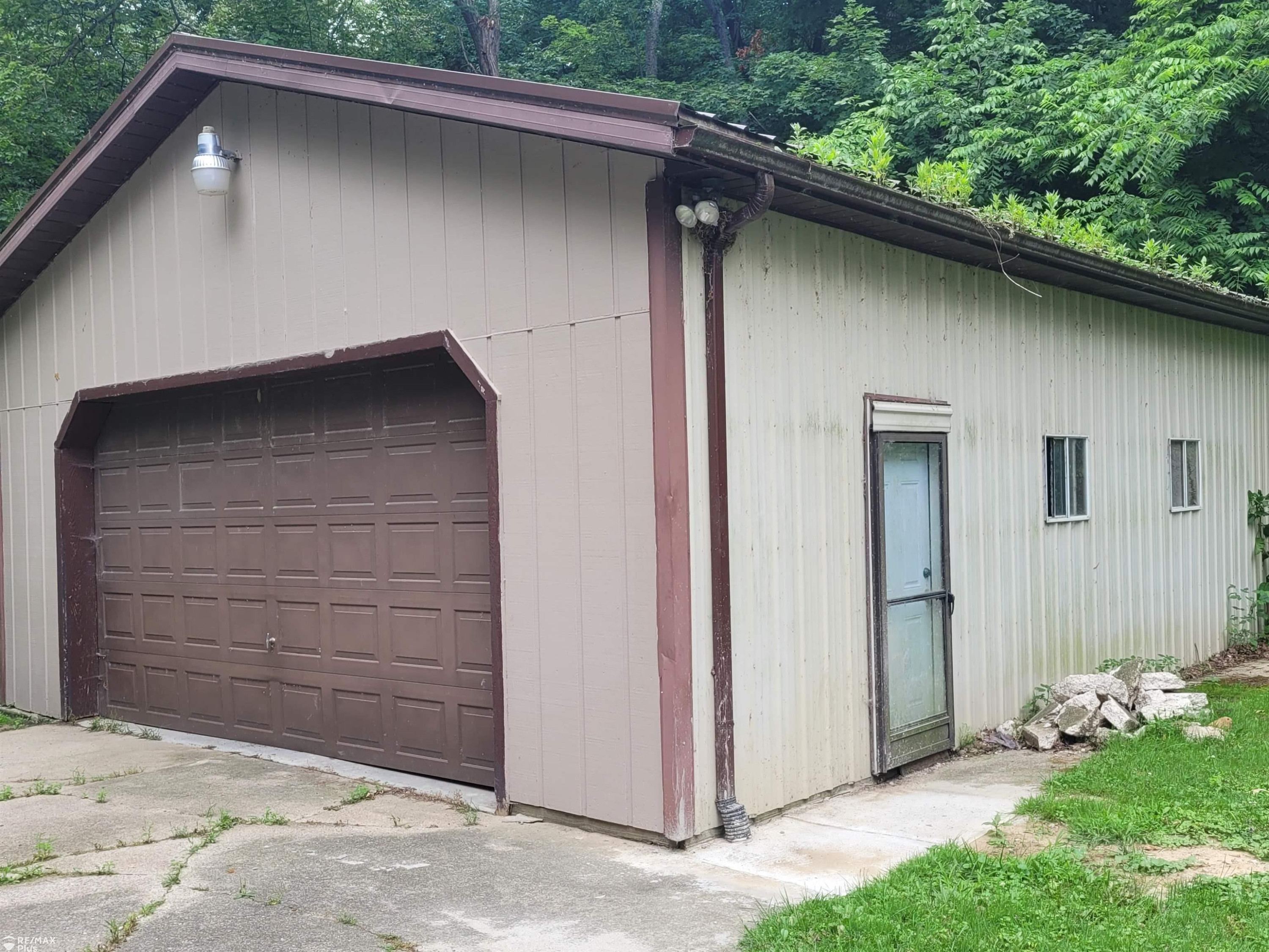 2047 Hickory Drive, Lapeer, MI 48446 — Photo 43