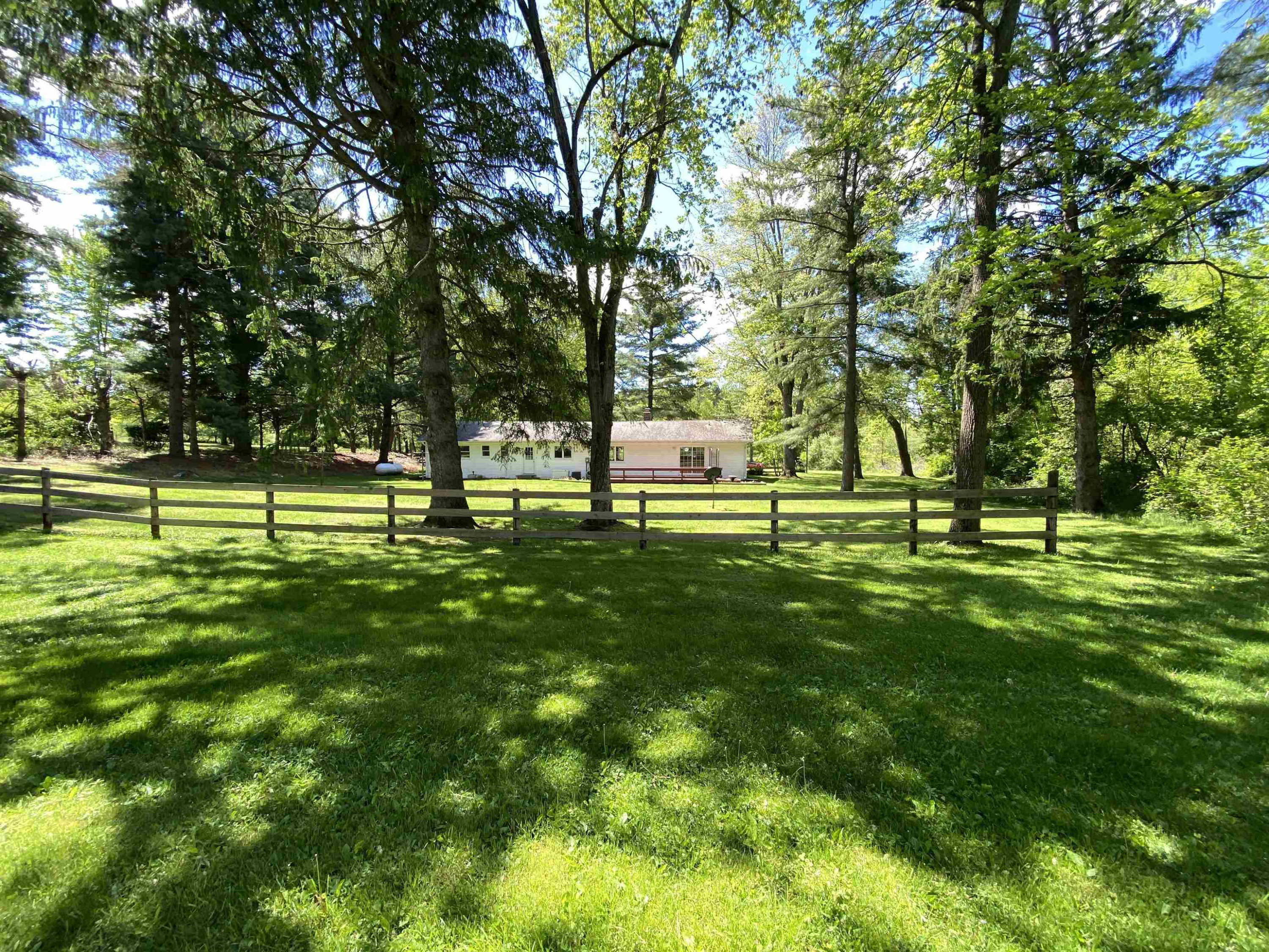 10120 Bath Road, Laingsburg, MI 48848 — Photo 9