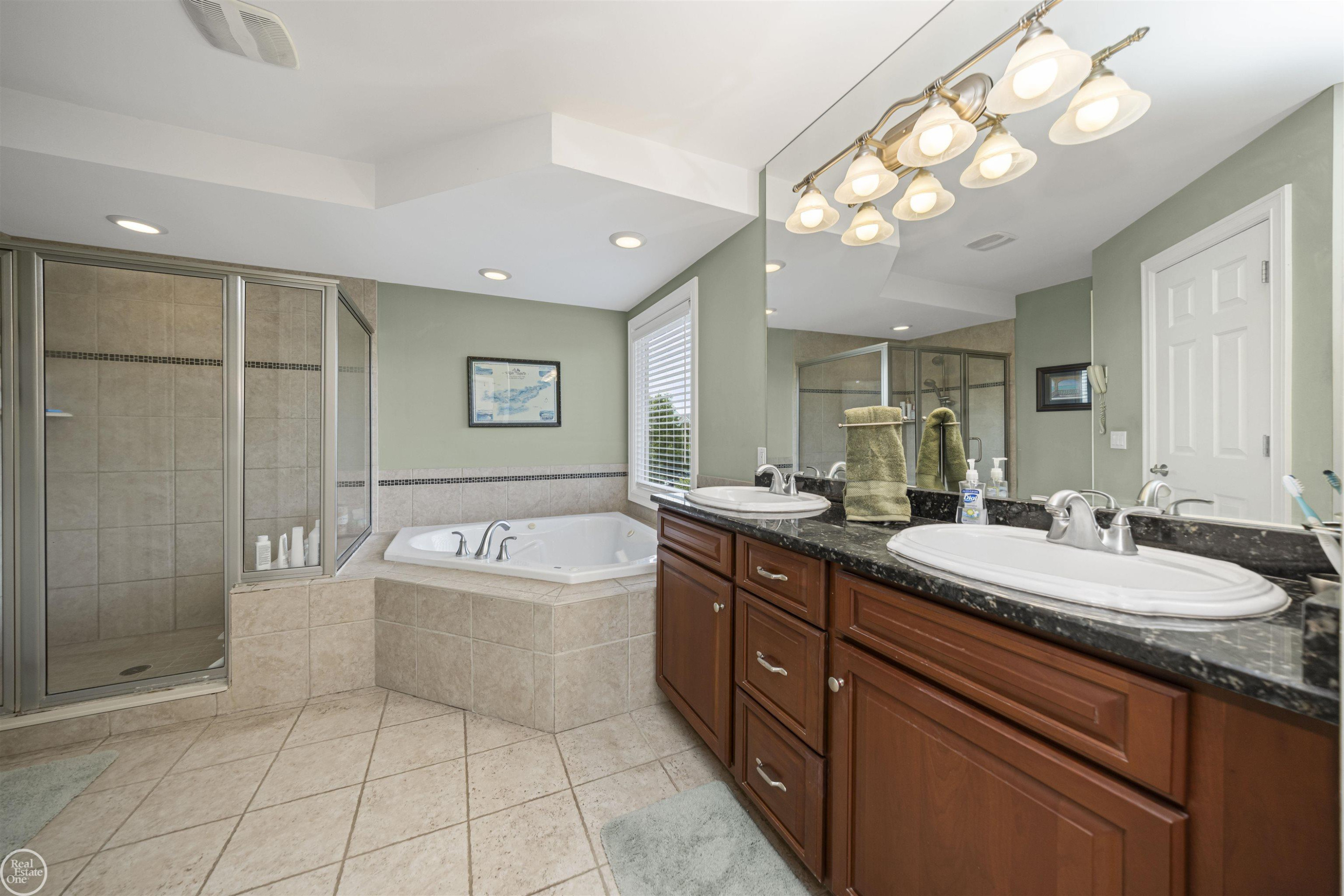 54435 Birchwood Drive, South Lyon, MI 48178 — Photo 42