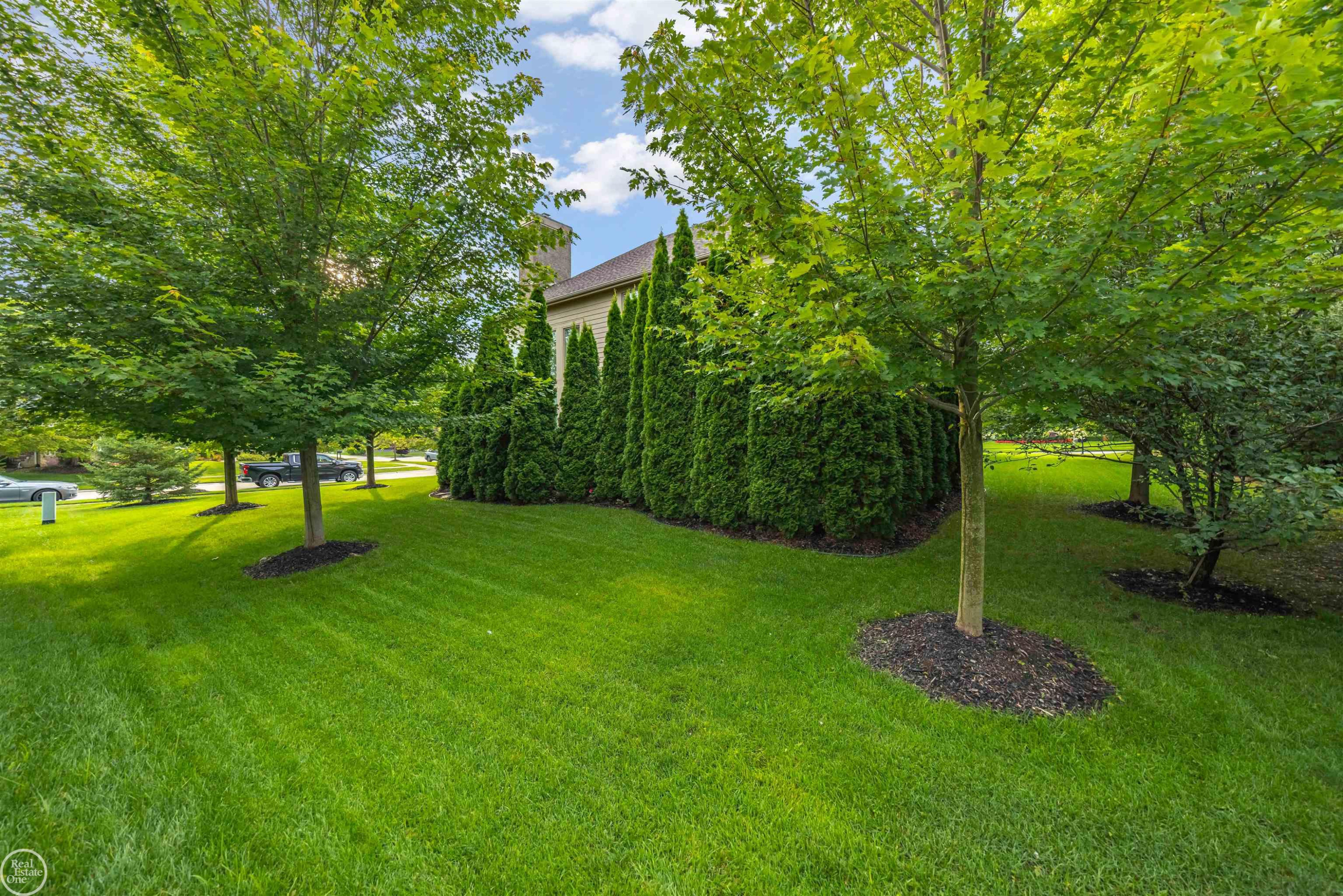 54435 Birchwood Drive, South Lyon, MI 48178 — Photo 67