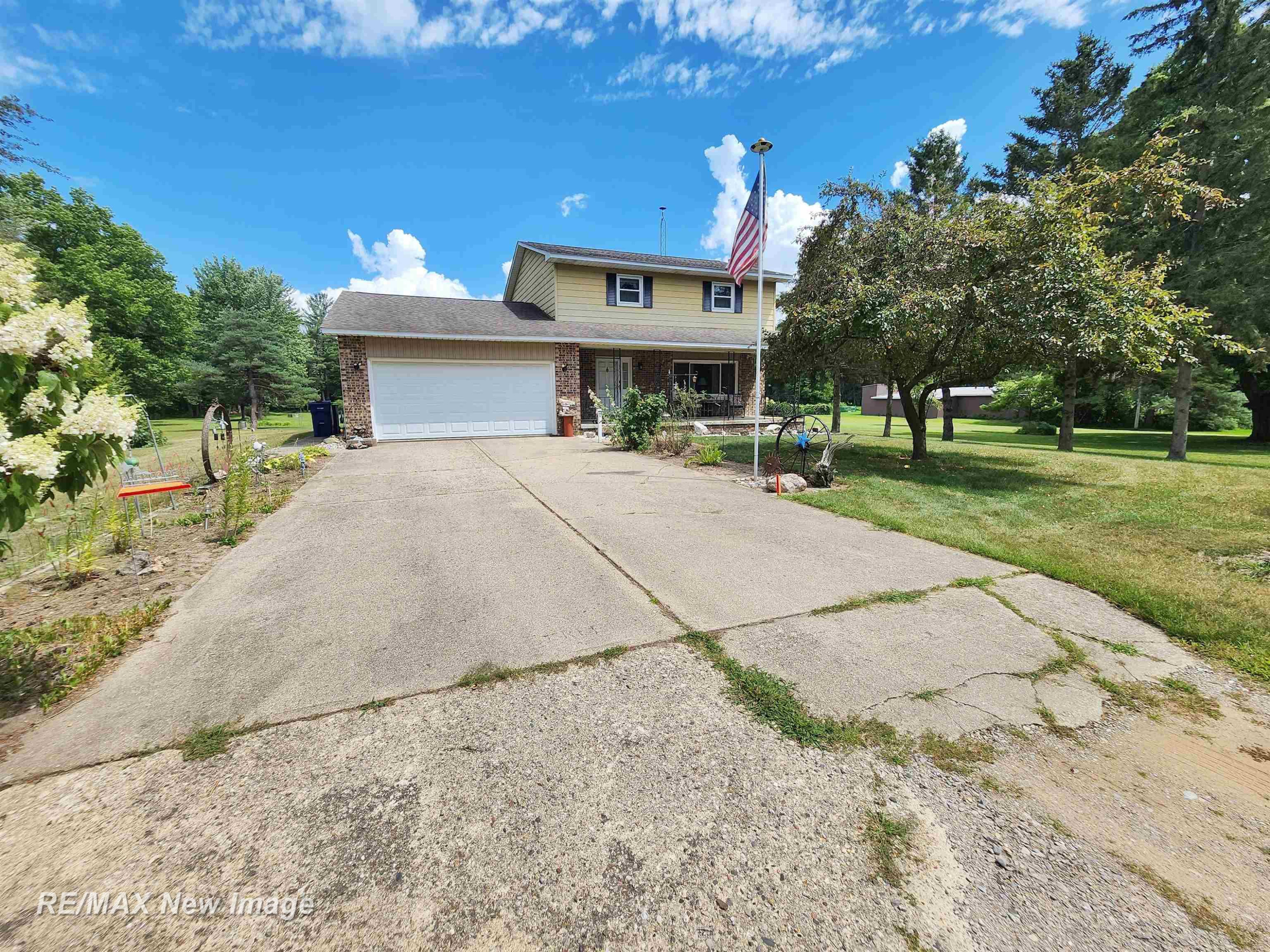 6345 S Graham Road, Saint Charles, MI 48655 — Photo 4