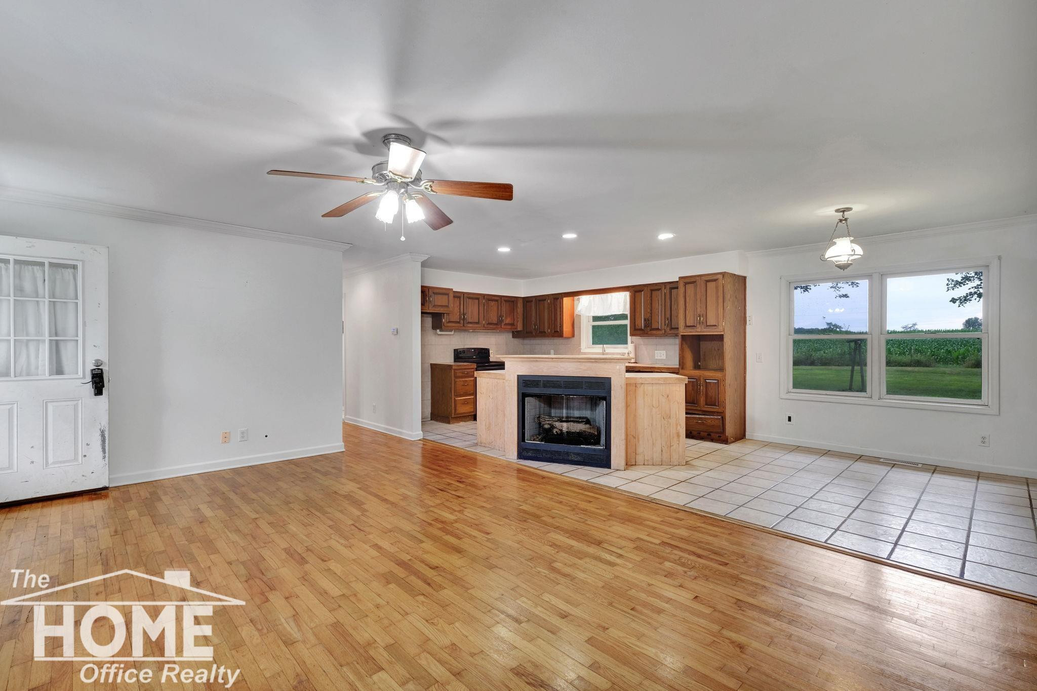 440 S Ovid Street, Elsie, MI 48831 — Photo 3