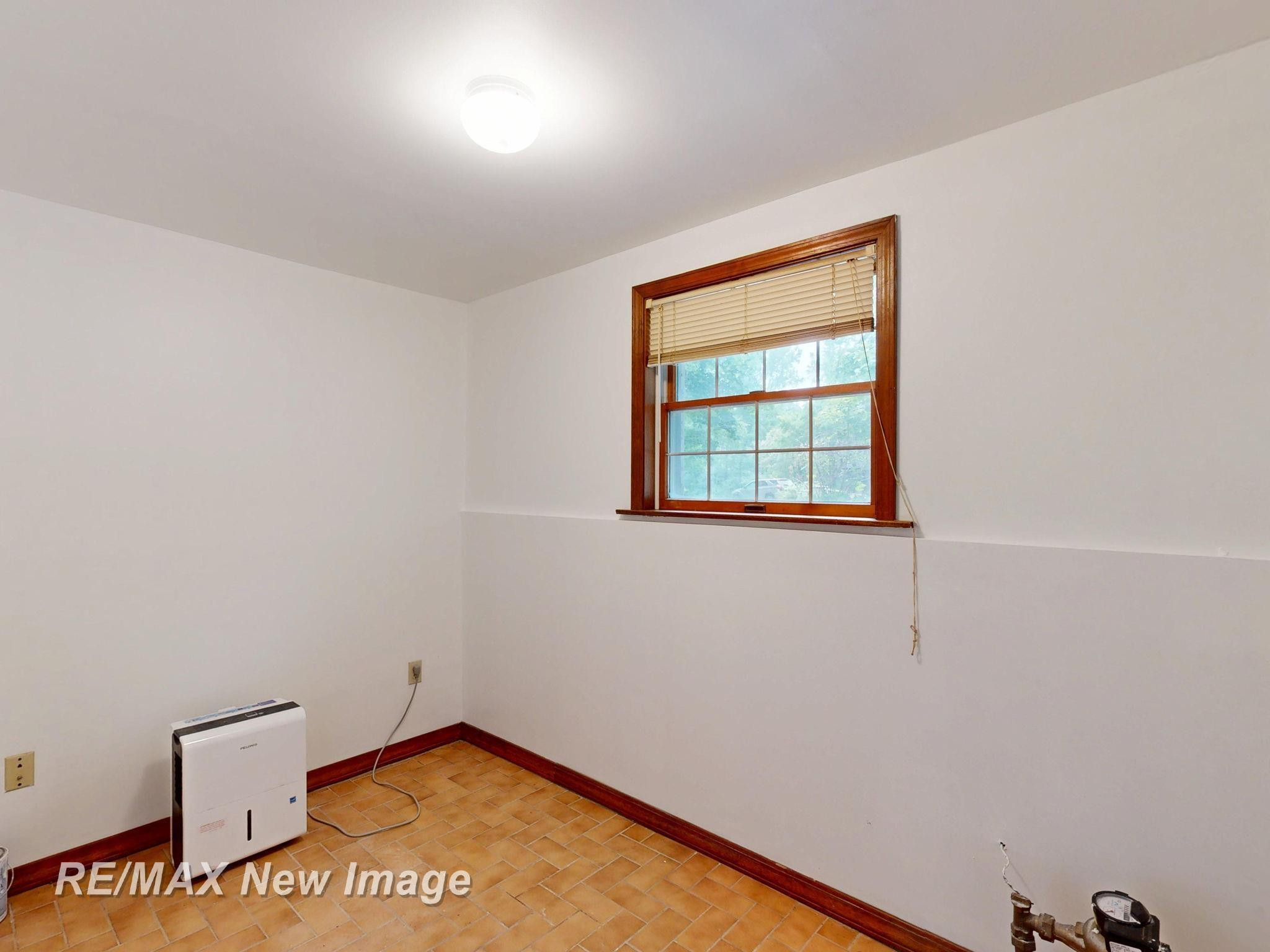 10741 Canada Way, Birch Run, MI 48415 — Photo 40