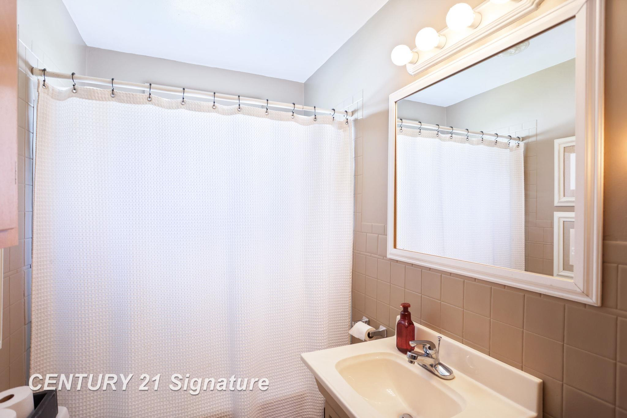 3028 Monroe Street, Saginaw, MI 48604 — Photo 20