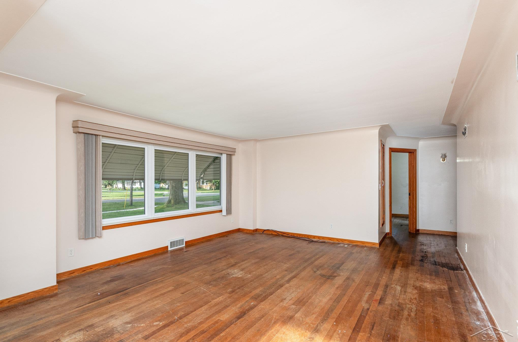 516 Shepard Street, Saginaw, MI 48604 — Photo 5