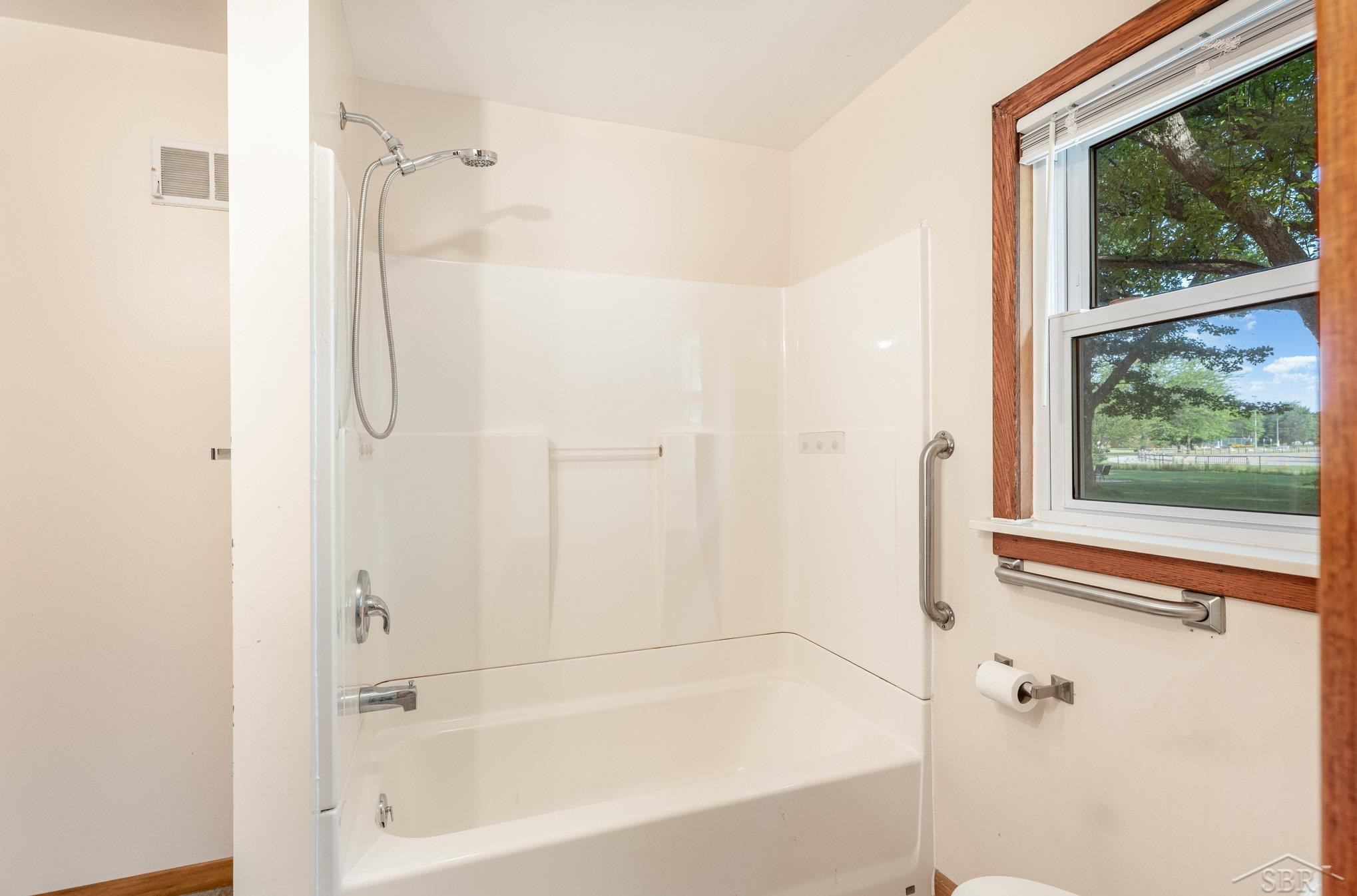 516 Shepard Street, Saginaw, MI 48604 — Photo 13