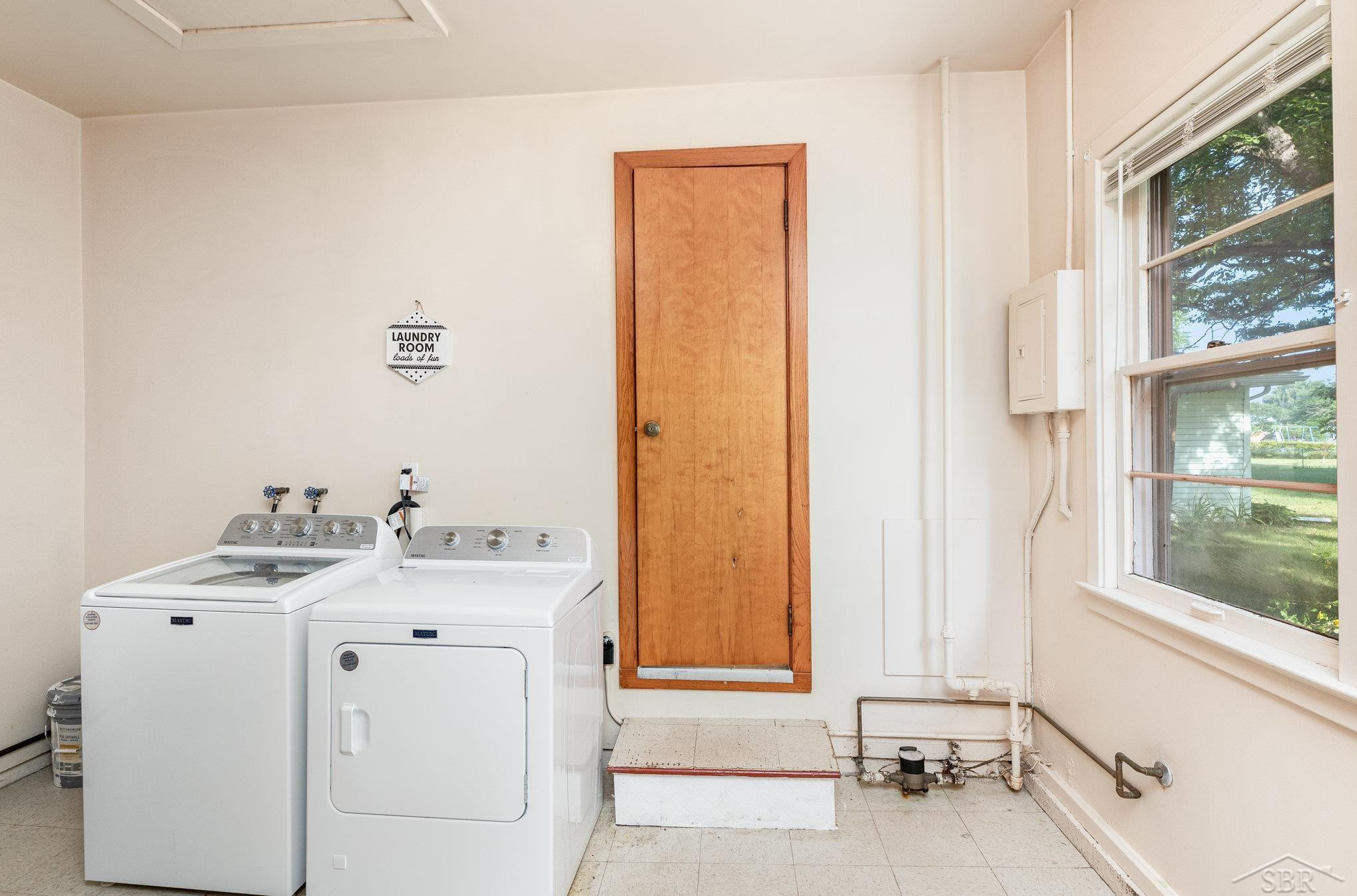 516 Shepard Street, Saginaw, MI 48604 — Photo 14
