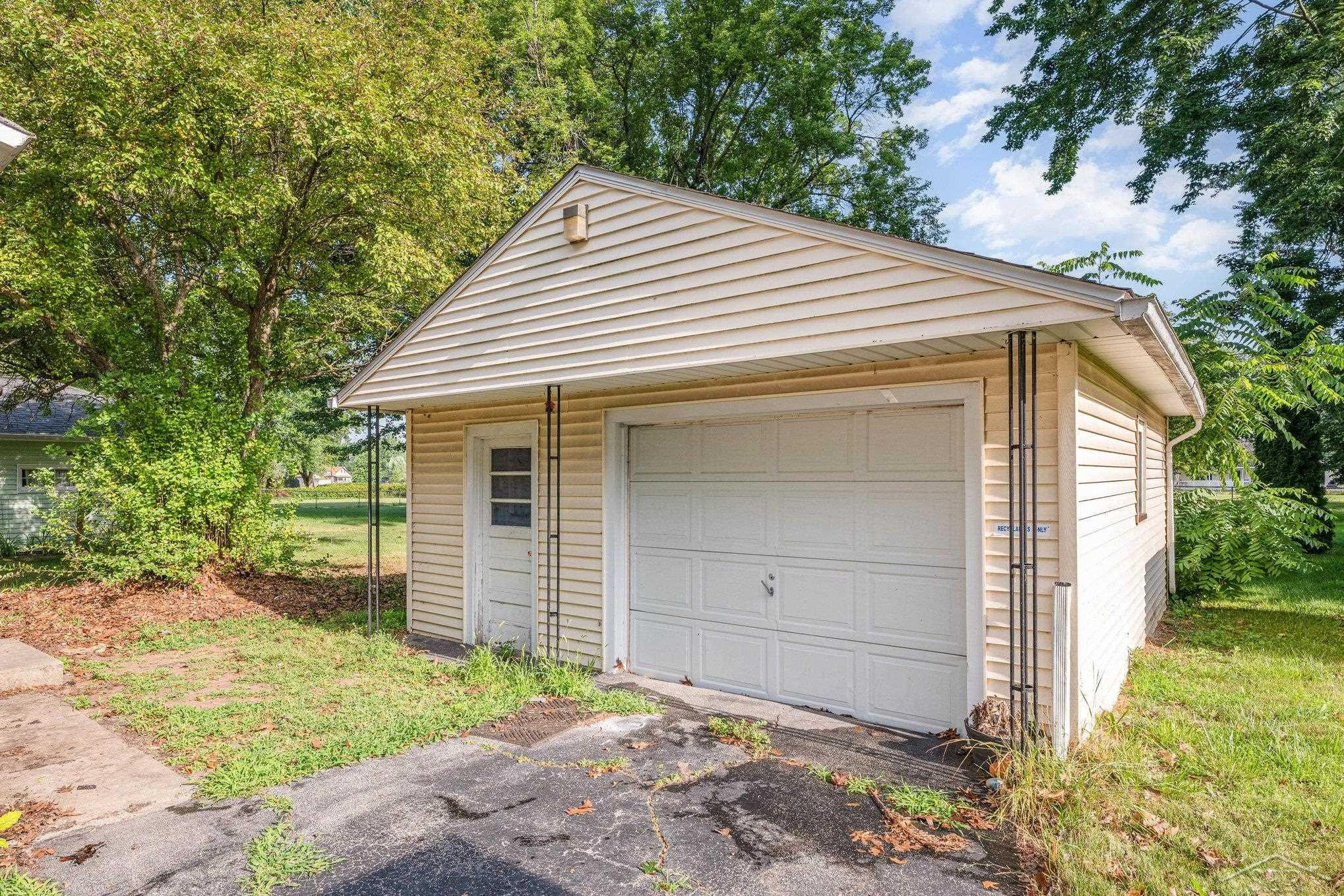 516 Shepard Street, Saginaw, MI 48604 — Photo 16