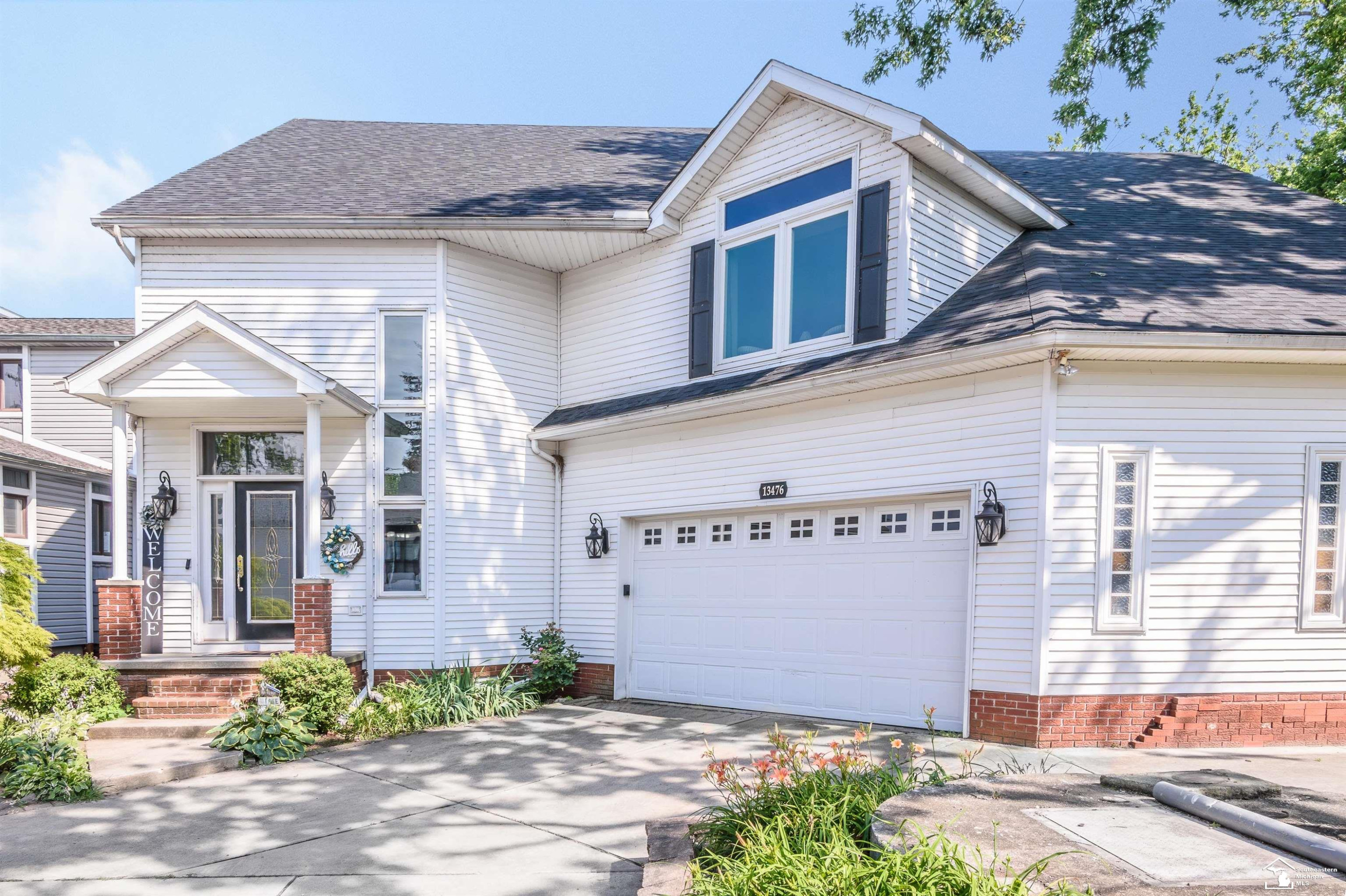 13476 Venetian Drive, Monroe, MI 48161 — front exterior