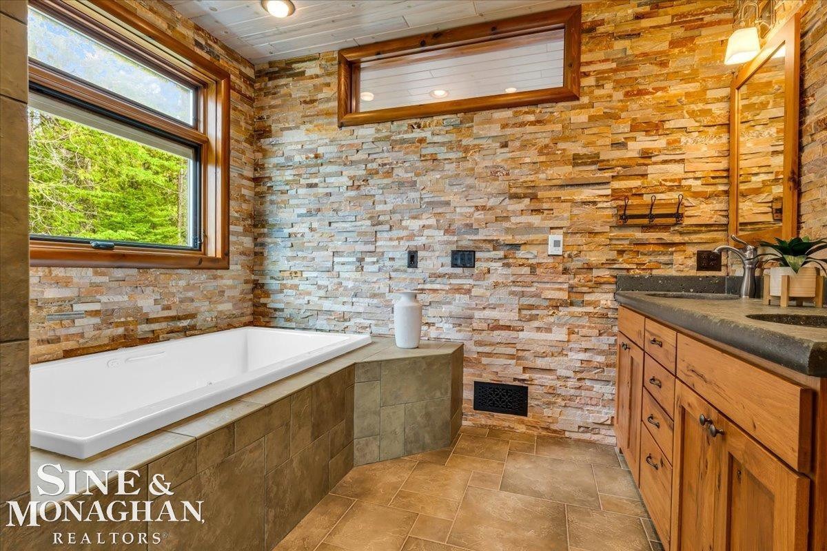 950 N Lake Huron Shore Drive, Harrisville, MI 48740 — Photo 49