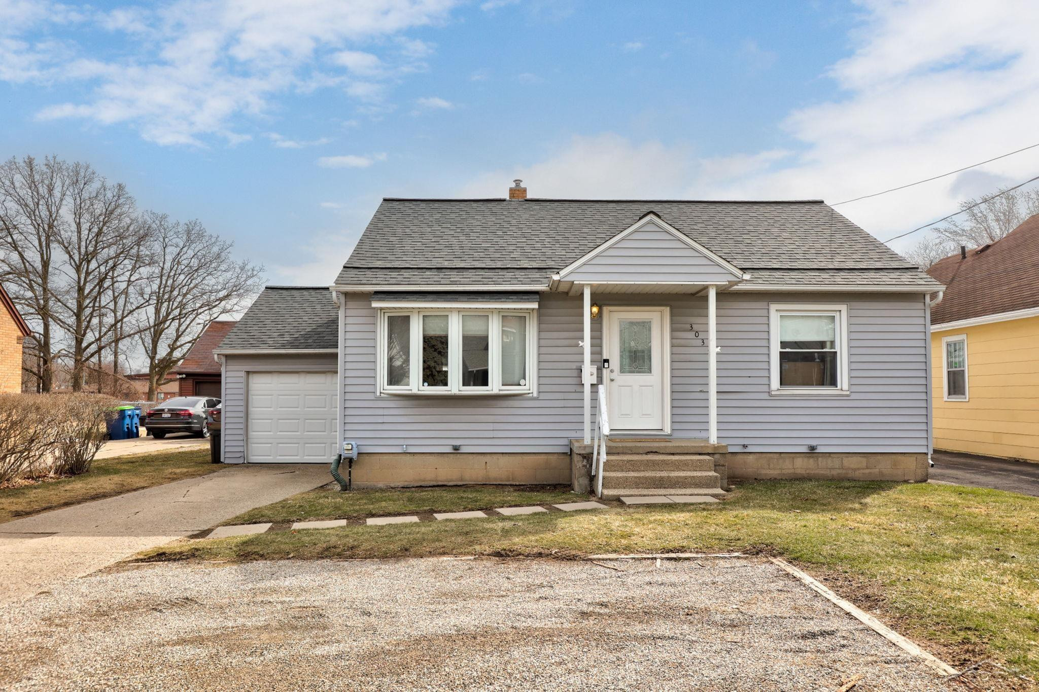 3034 N Michigan Avenue, Saginaw, MI 48604 — Photo 3