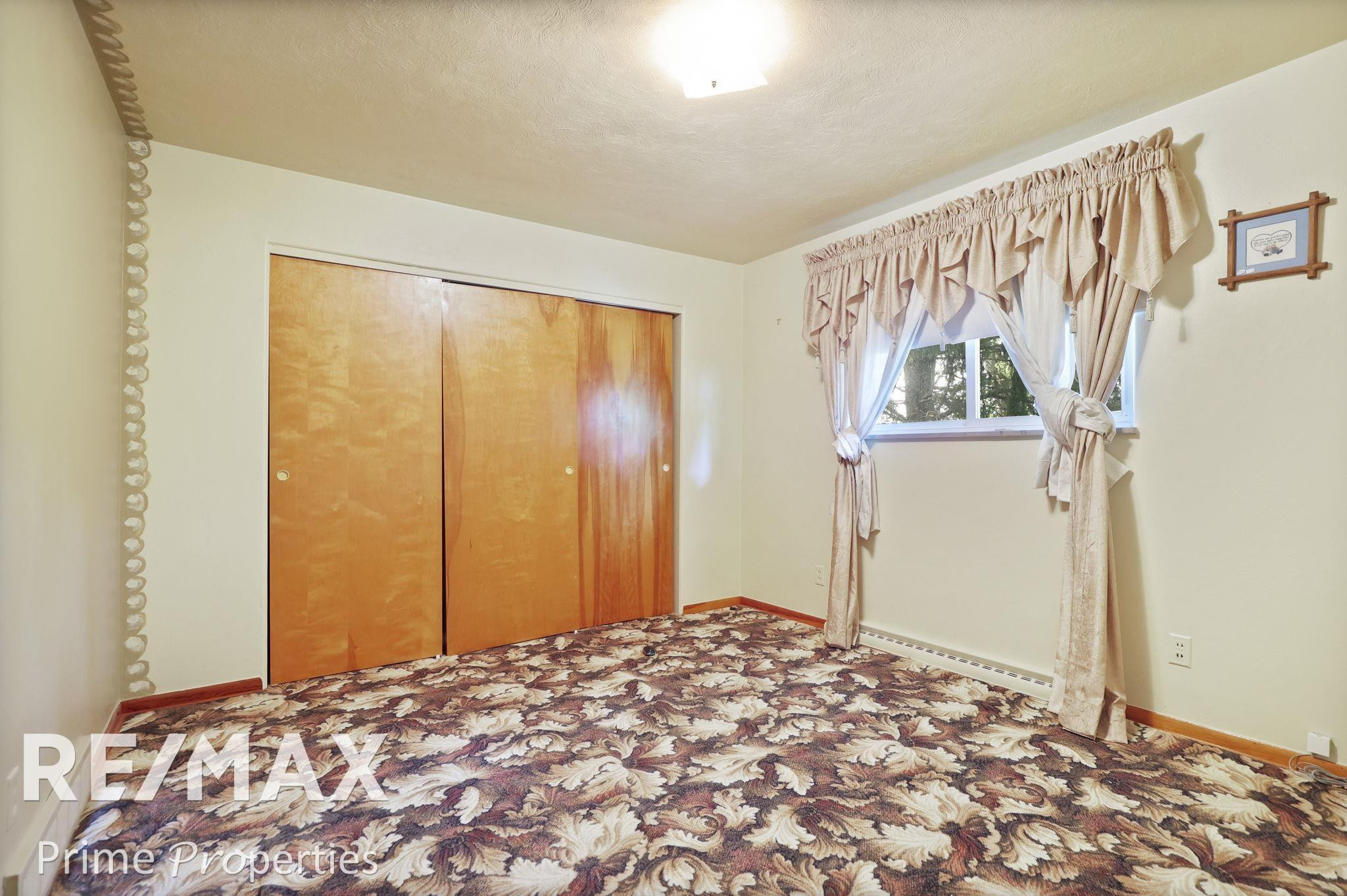 216 Beecher Street, Otisville, MI 48463 — Photo 22