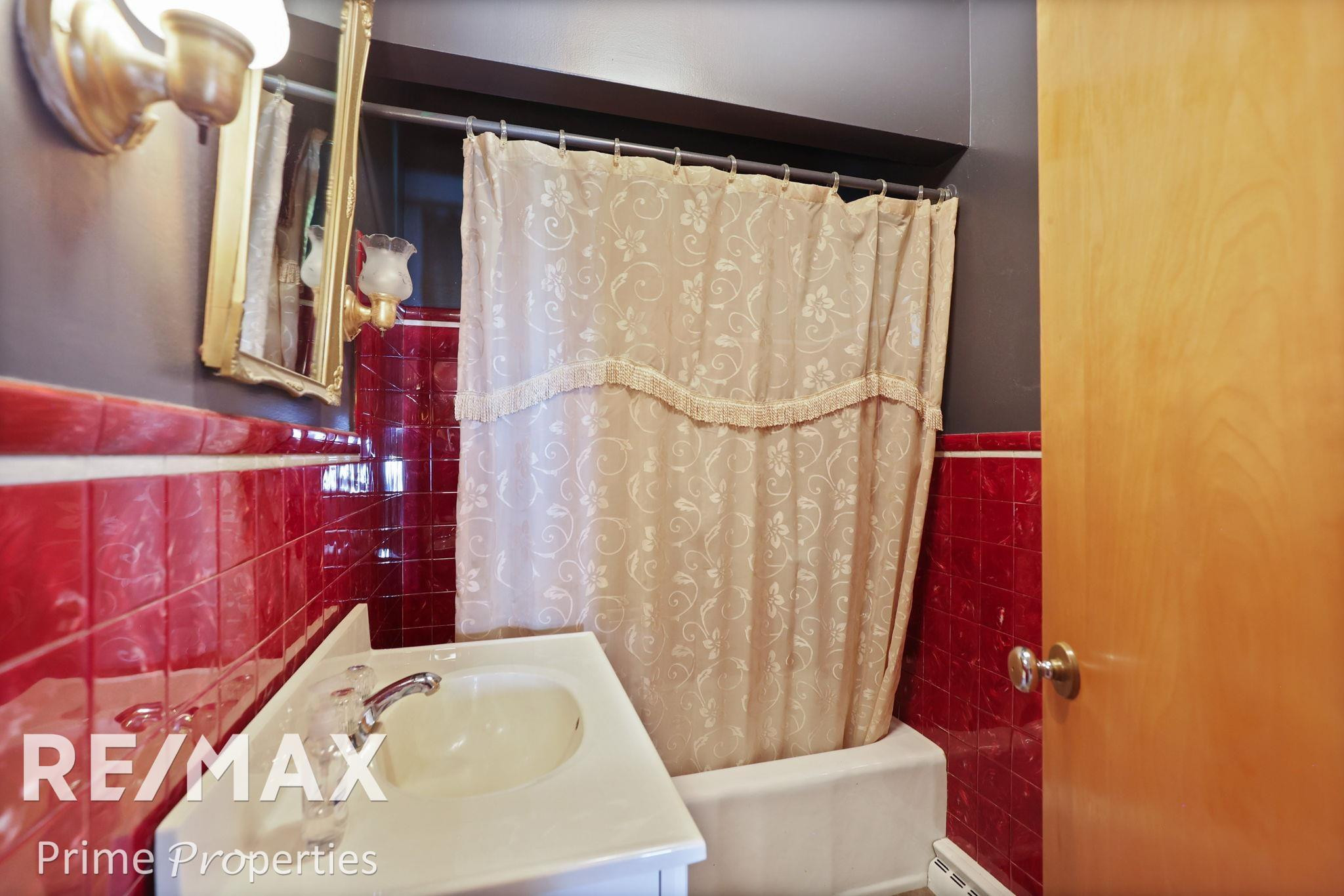216 Beecher Street, Otisville, MI 48463 — Photo 25