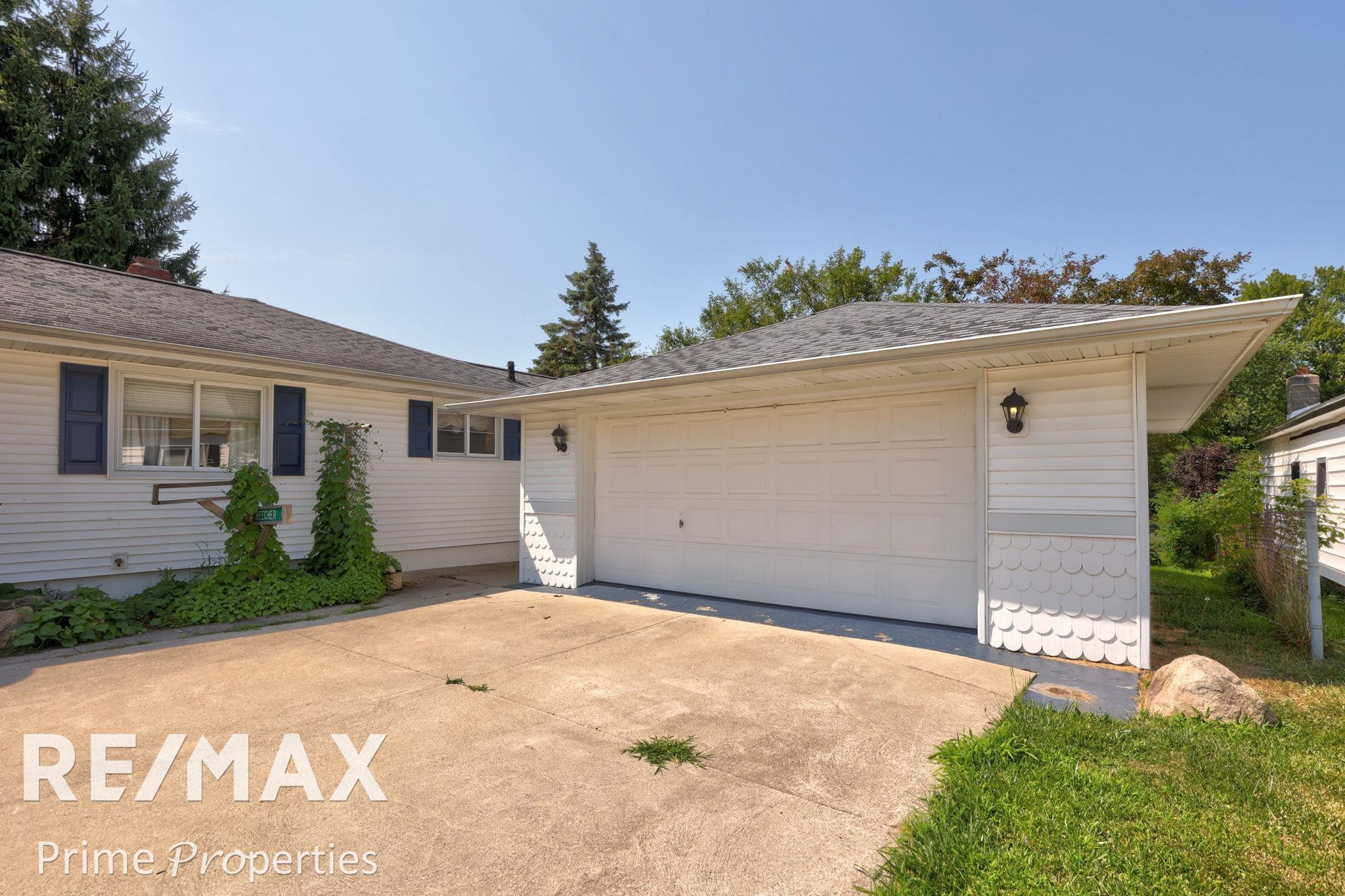 216 Beecher Street, Otisville, MI 48463 — Photo 34