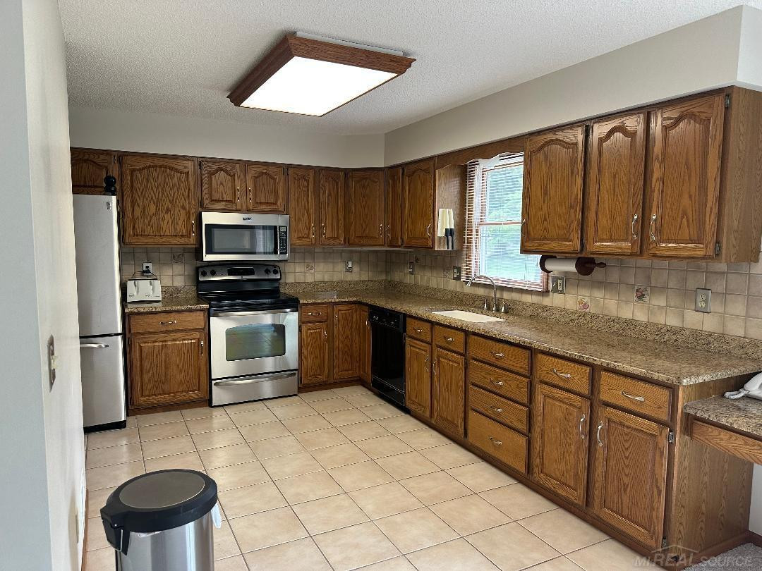 5796 Main Street, Lexington, MI 48450 — Photo 15