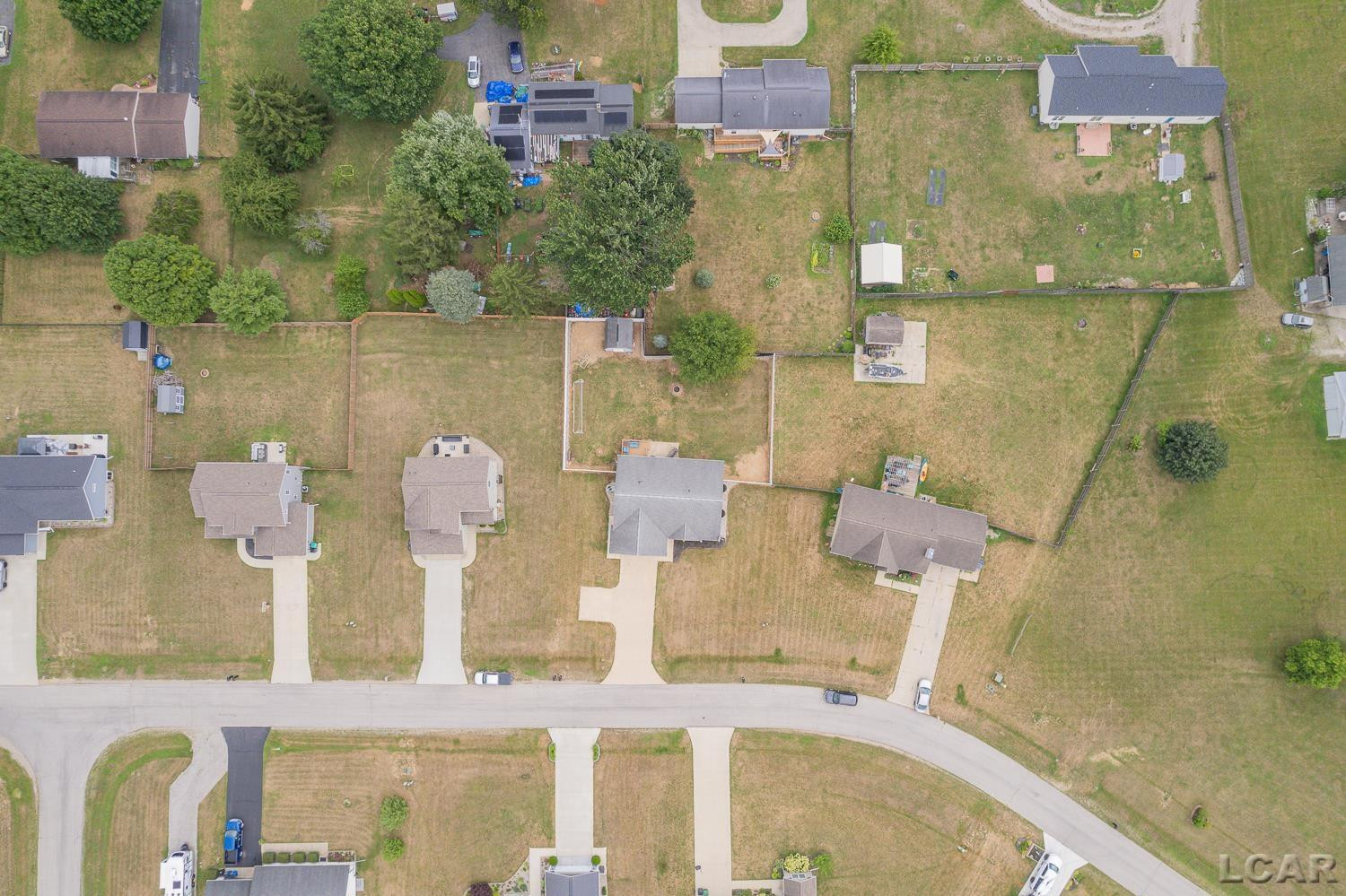 3129 Beaver Creek Drive, Adrian, MI 49221 — Photo 8