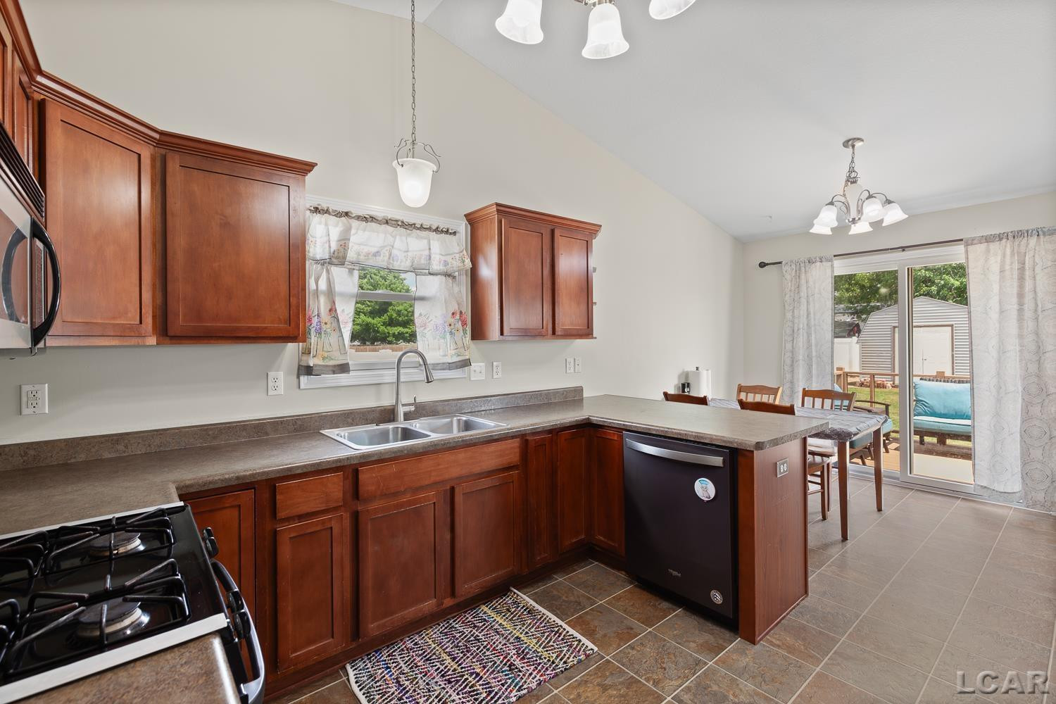 3129 Beaver Creek Drive, Adrian, MI 49221 — Photo 19