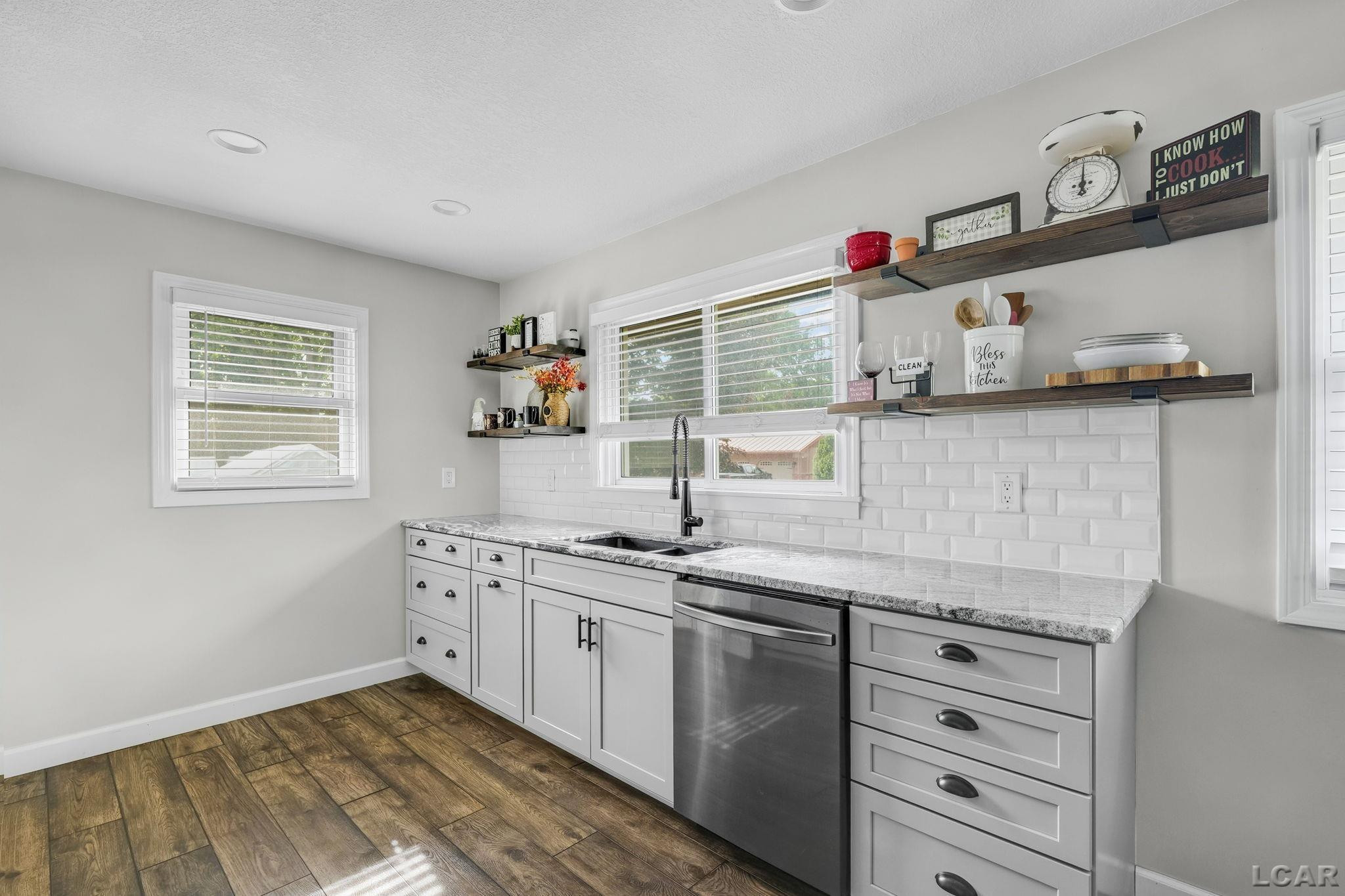 114 Cass Street, Petersburg, MI 49270 — Photo 3