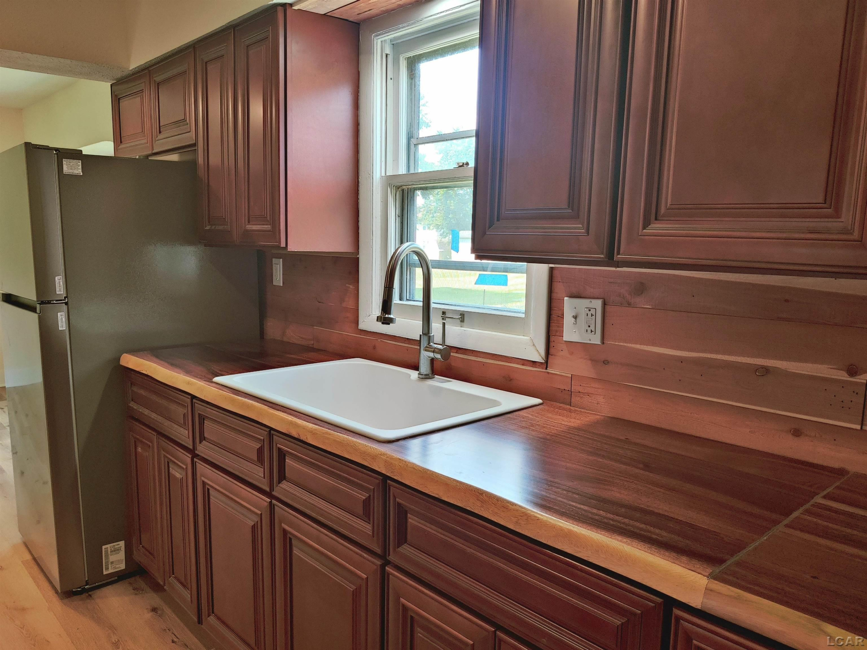 356 S Monroe Street, Blissfield, MI 49228 — Photo 8
