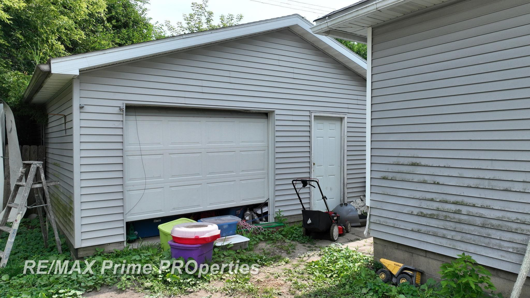 8515 Blocher Street, Millington, MI 48746 — Photo 4