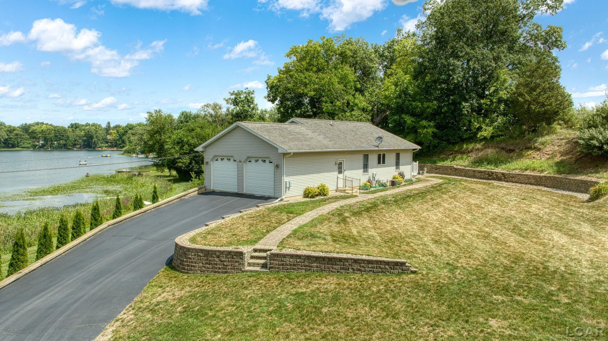150 White Lake Road, Brooklyn, MI 49230 — Photo 2