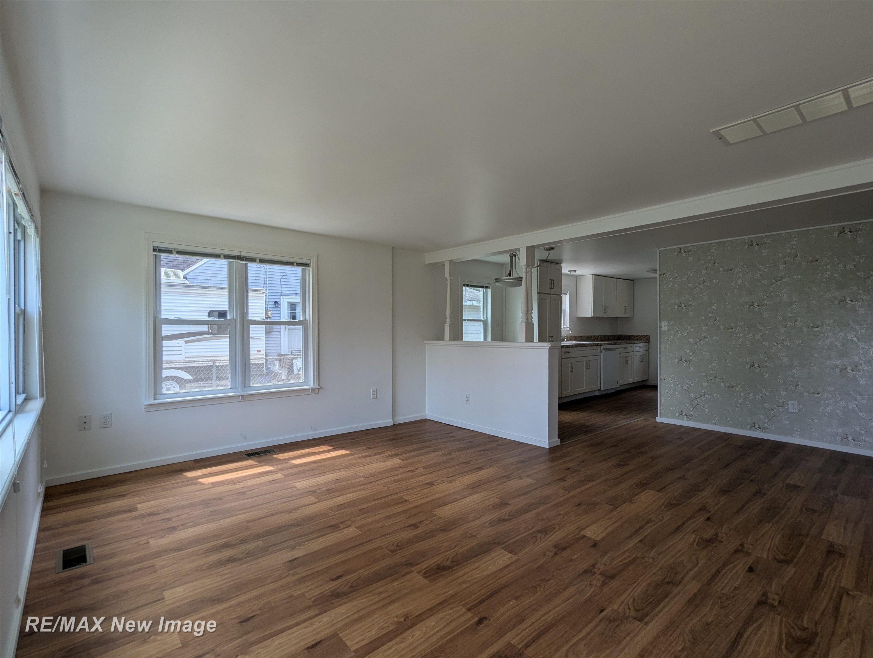 4212 Pineport Road, Bridgeport, MI 48722 — Photo 4