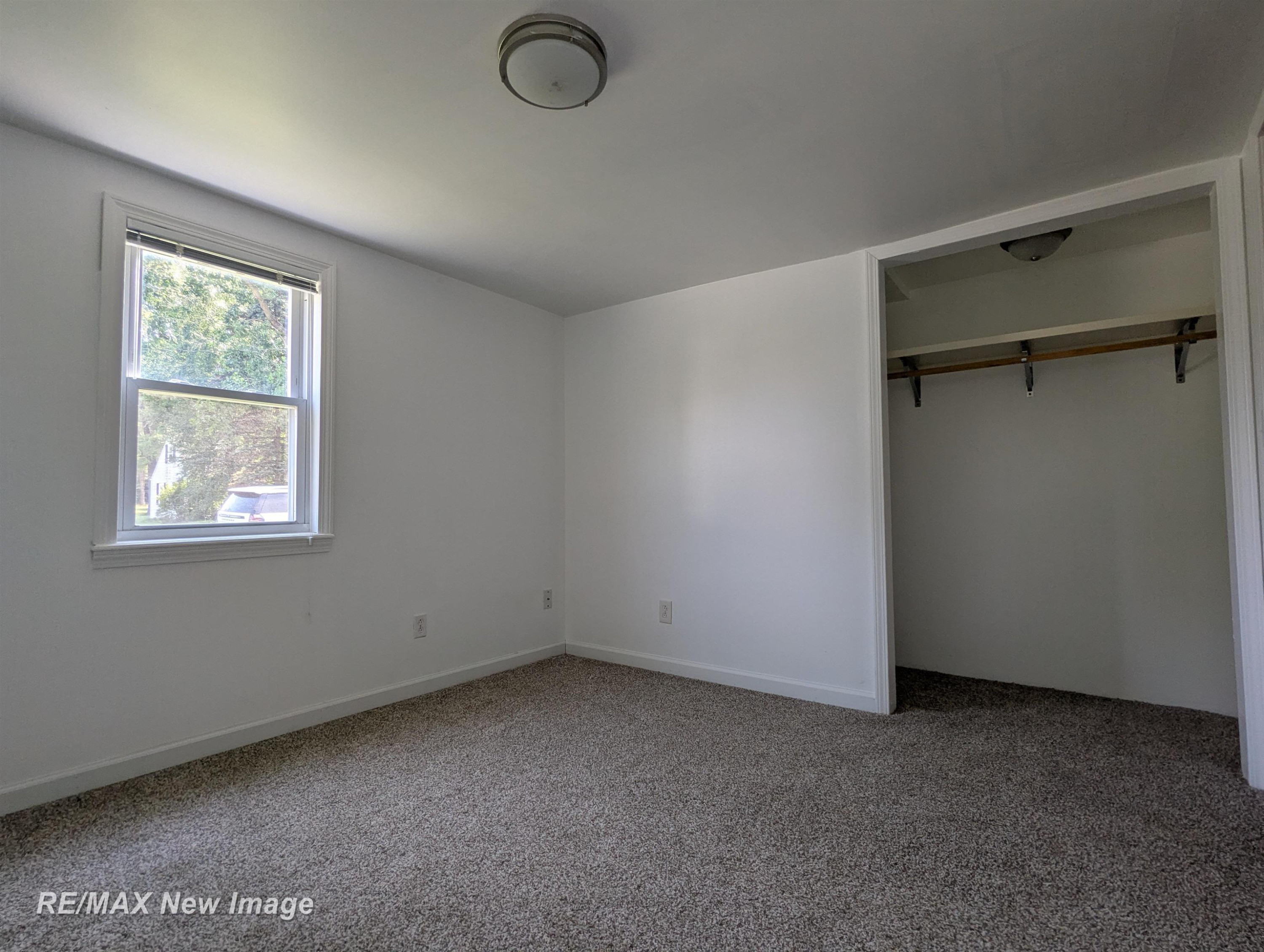 4212 Pineport Road, Bridgeport, MI 48722 — Photo 12