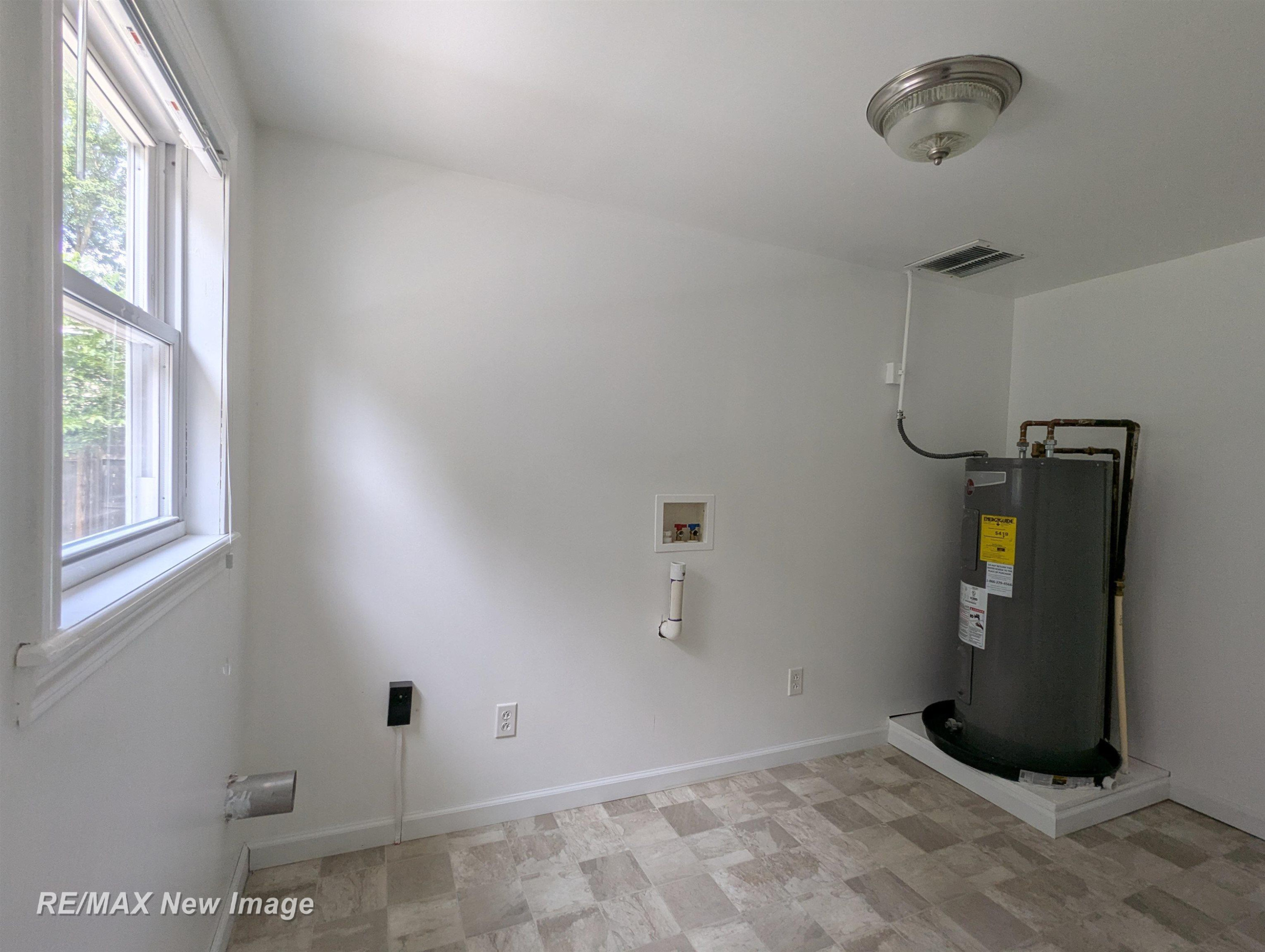 4212 Pineport Road, Bridgeport, MI 48722 — Photo 16