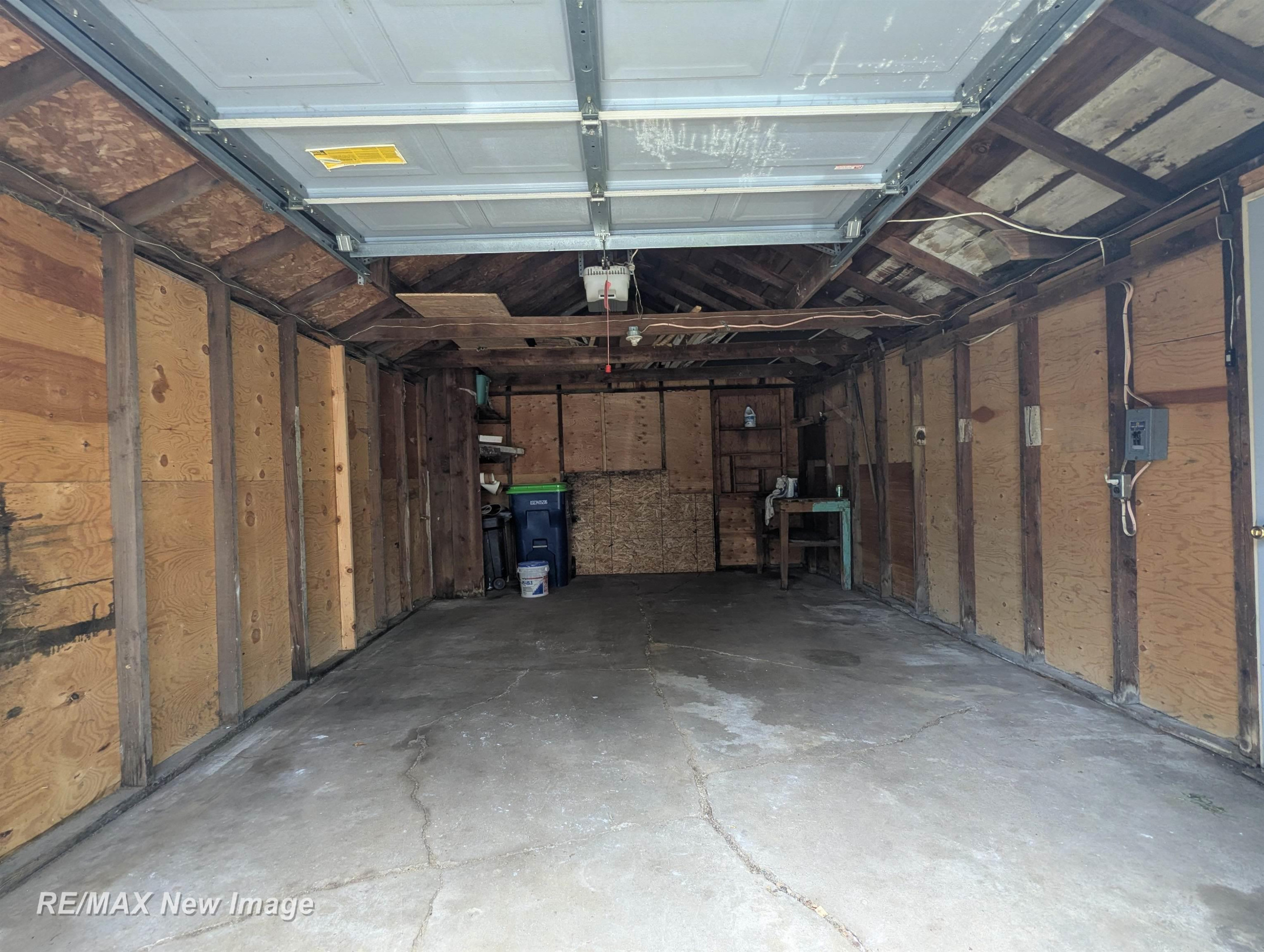 4212 Pineport Road, Bridgeport, MI 48722 — Photo 22
