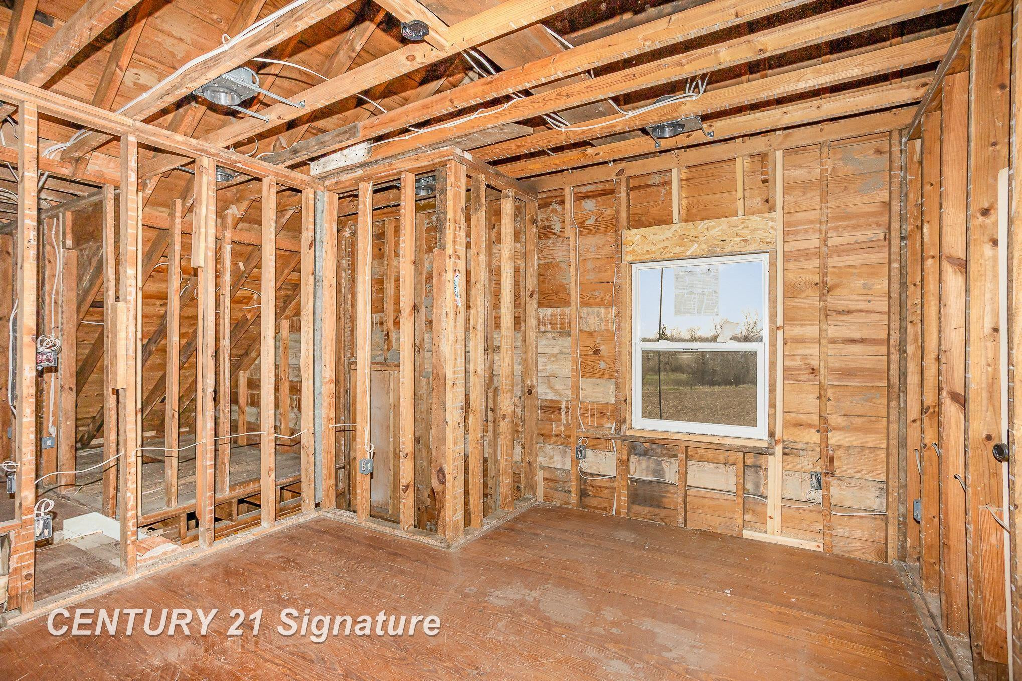 5775 Venoy Road, Saginaw, MI 48604 — Photo 12
