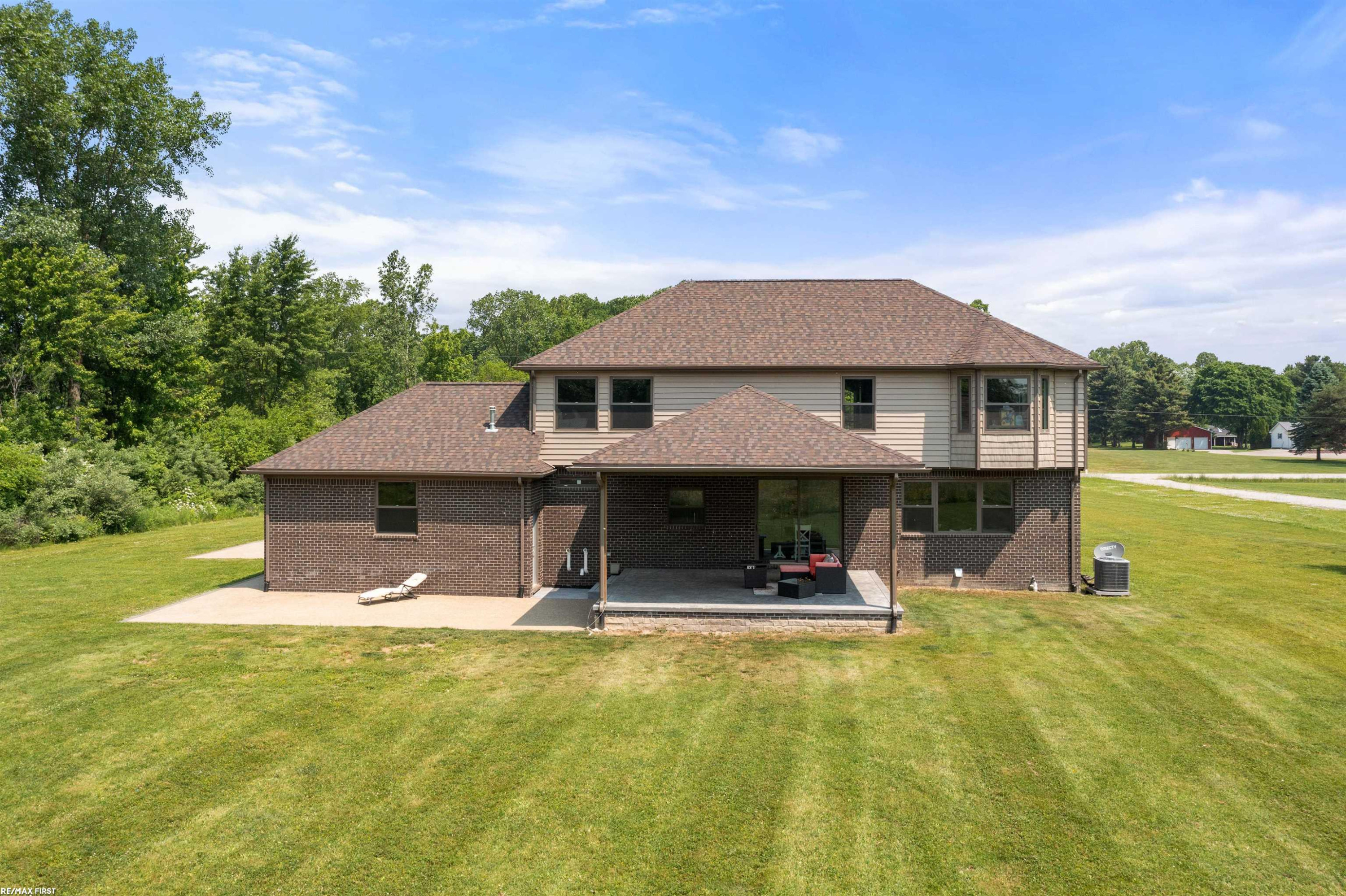 10413 Puttygut Road, MI 48064 — Photo 4