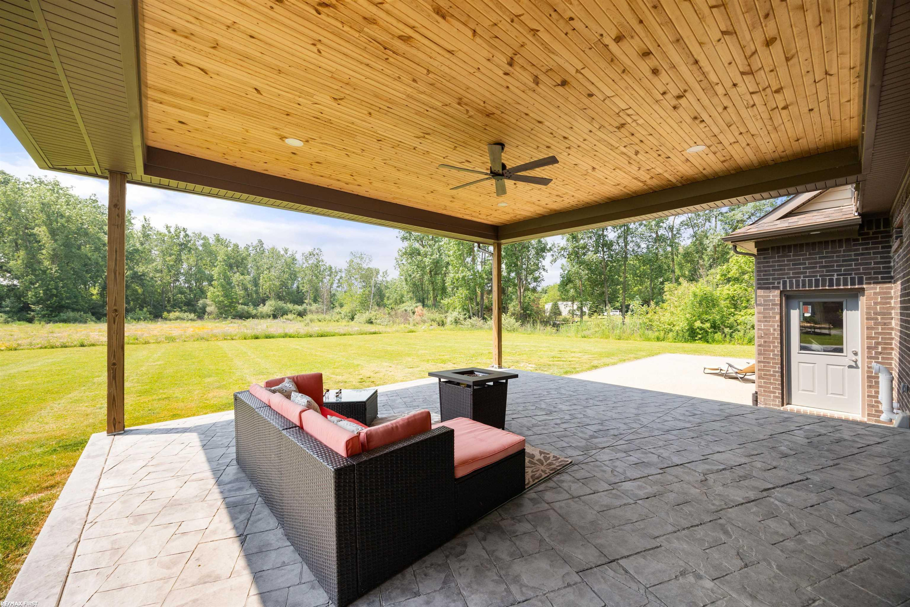 10413 Puttygut Road, MI 48064 — Photo 5