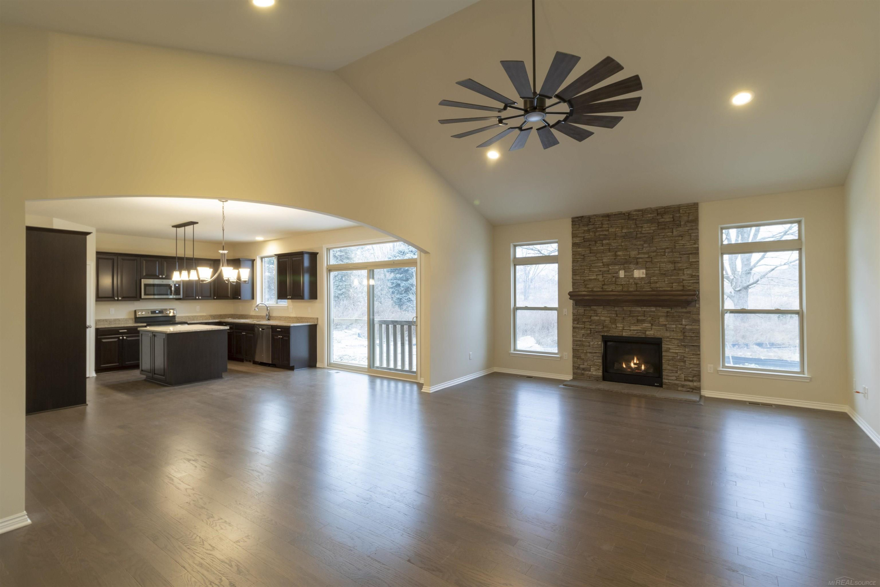 55538 Laurel Oaks Lane, Shelby Twp, MI 48315 — Photo 12